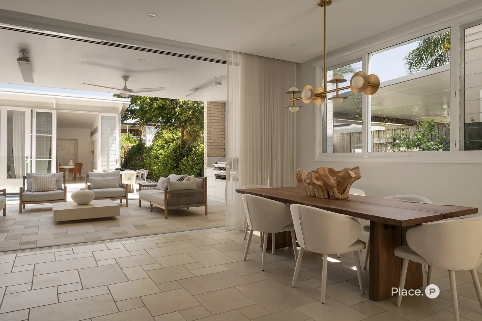 12 Windsor Street, Hamilton outdoor.webp