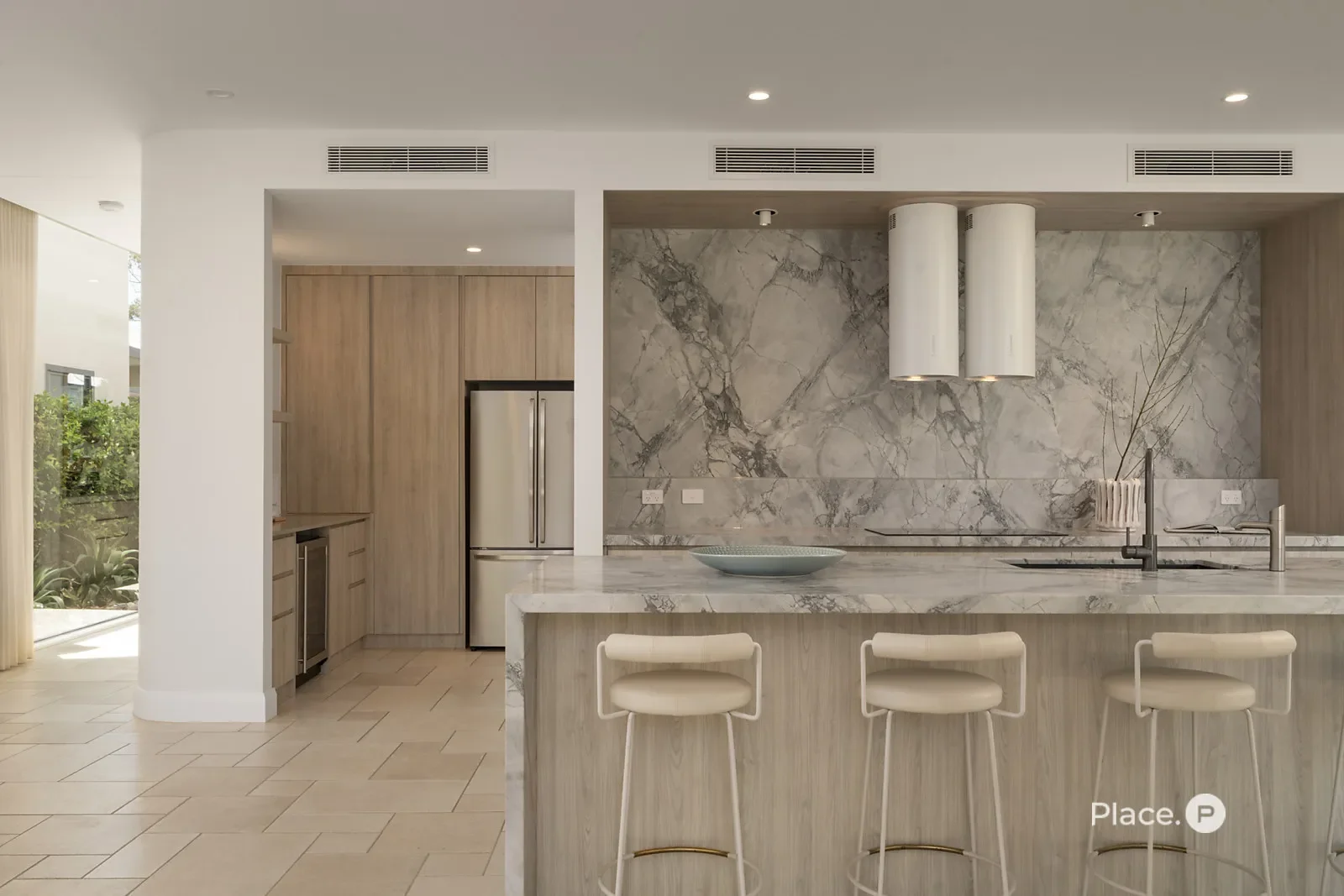 12 Windsor Street, Hamilton kitchen.webp