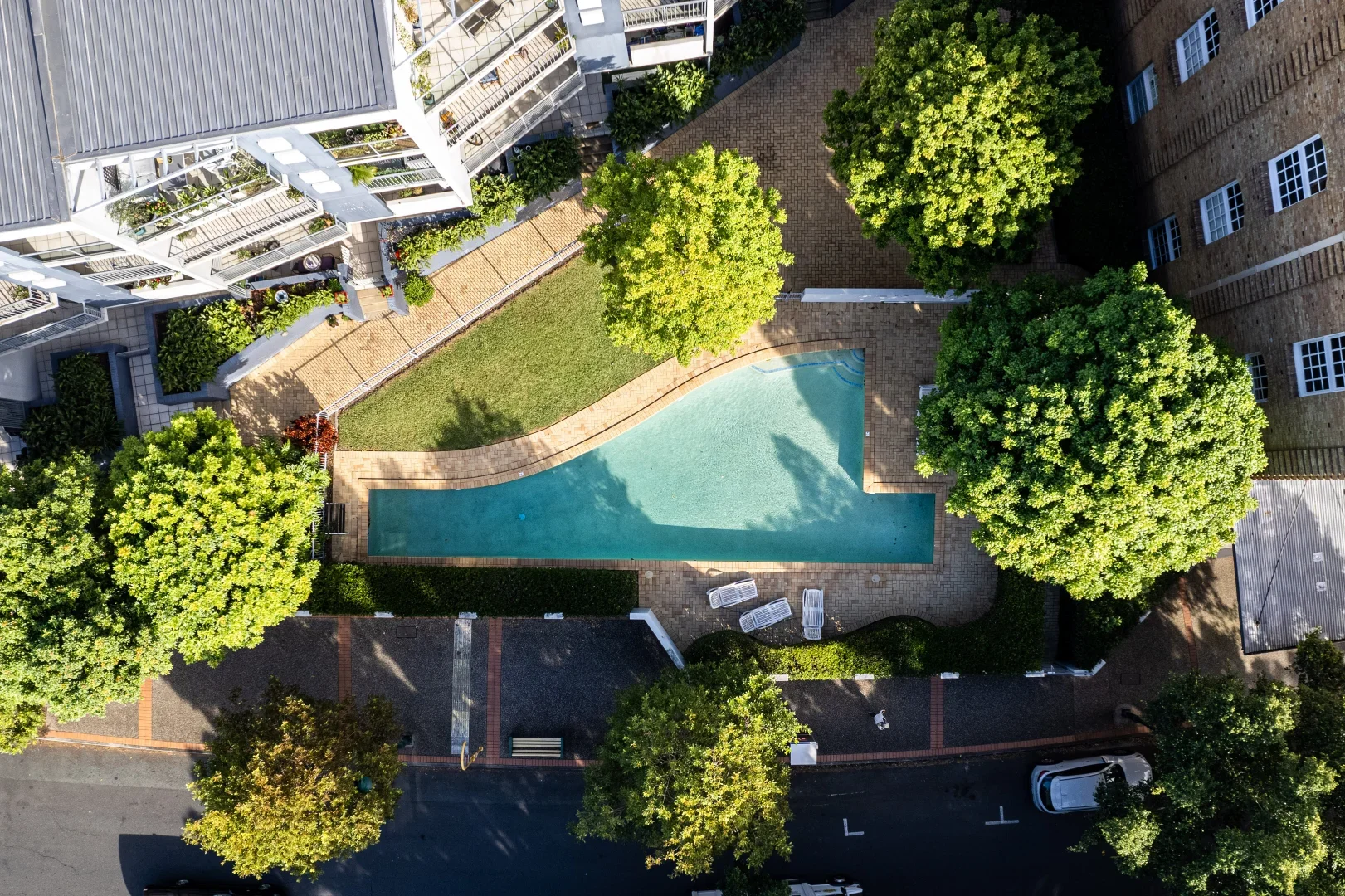 75 36 Vernon Tce, Teneriffe pool.webp