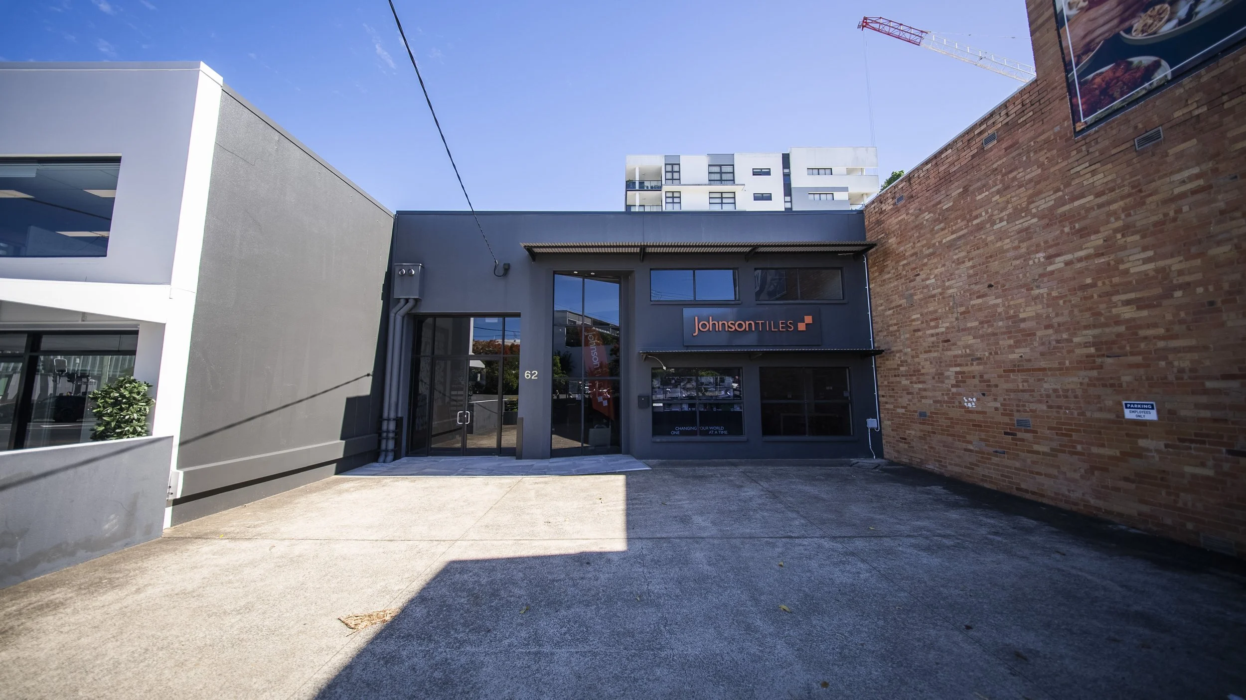 60 Commercial Rd (2).JPG