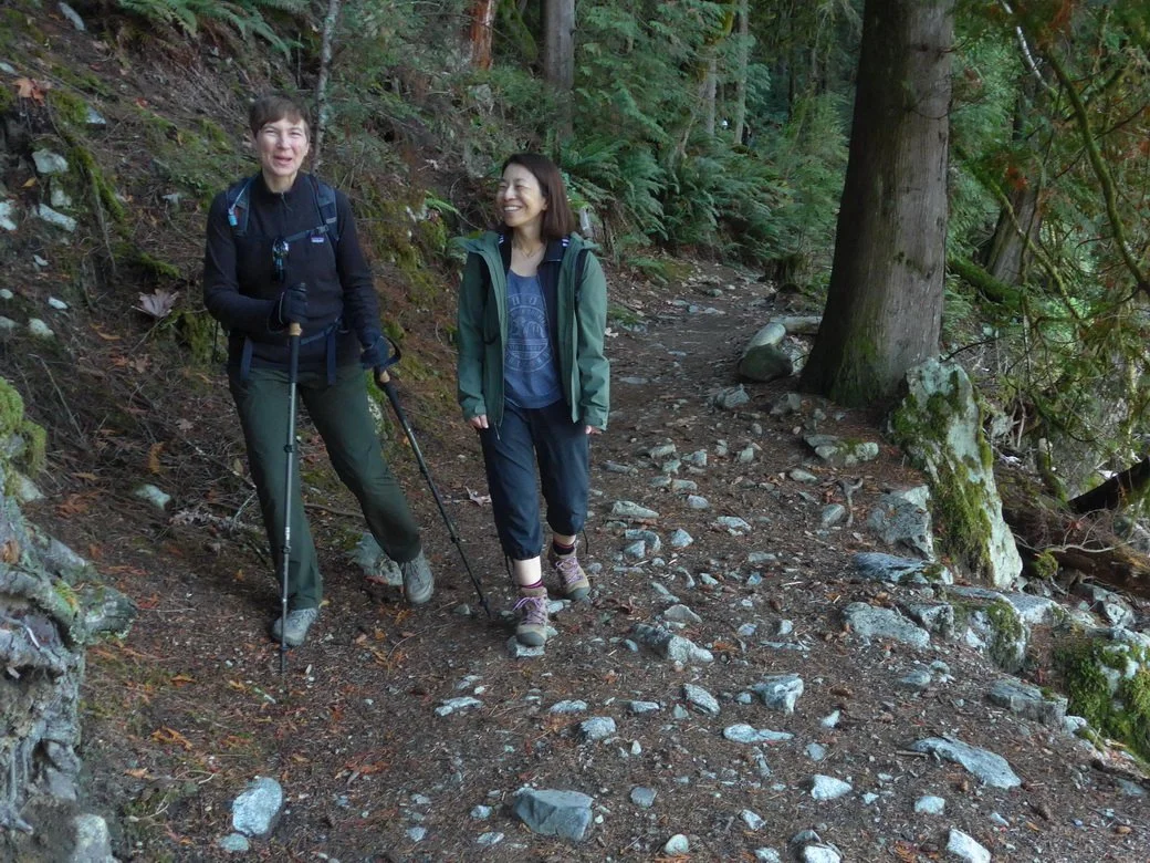 23-Buntzen Lake hike pre BBQ.JPG