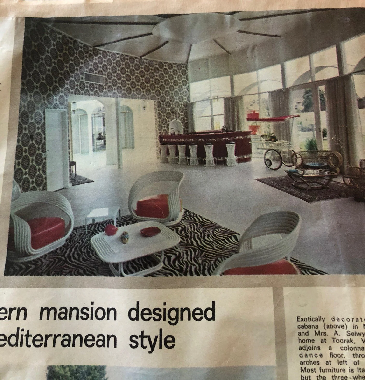 Alan & Ada Selwyn's home showing Eva setting by Giovanni Travasa for Bonacina Italy. Naliandrah Toorak designed by Holgar & Holgar Architects