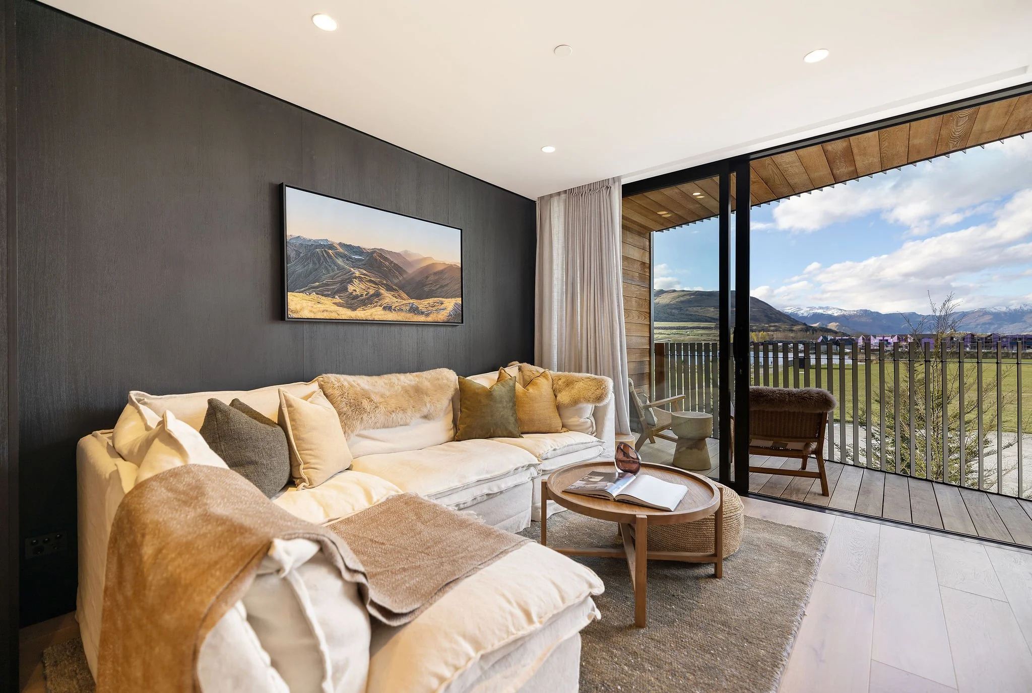 ClubhouseLaneApartment14_IMAGEWORKS-11.jpg