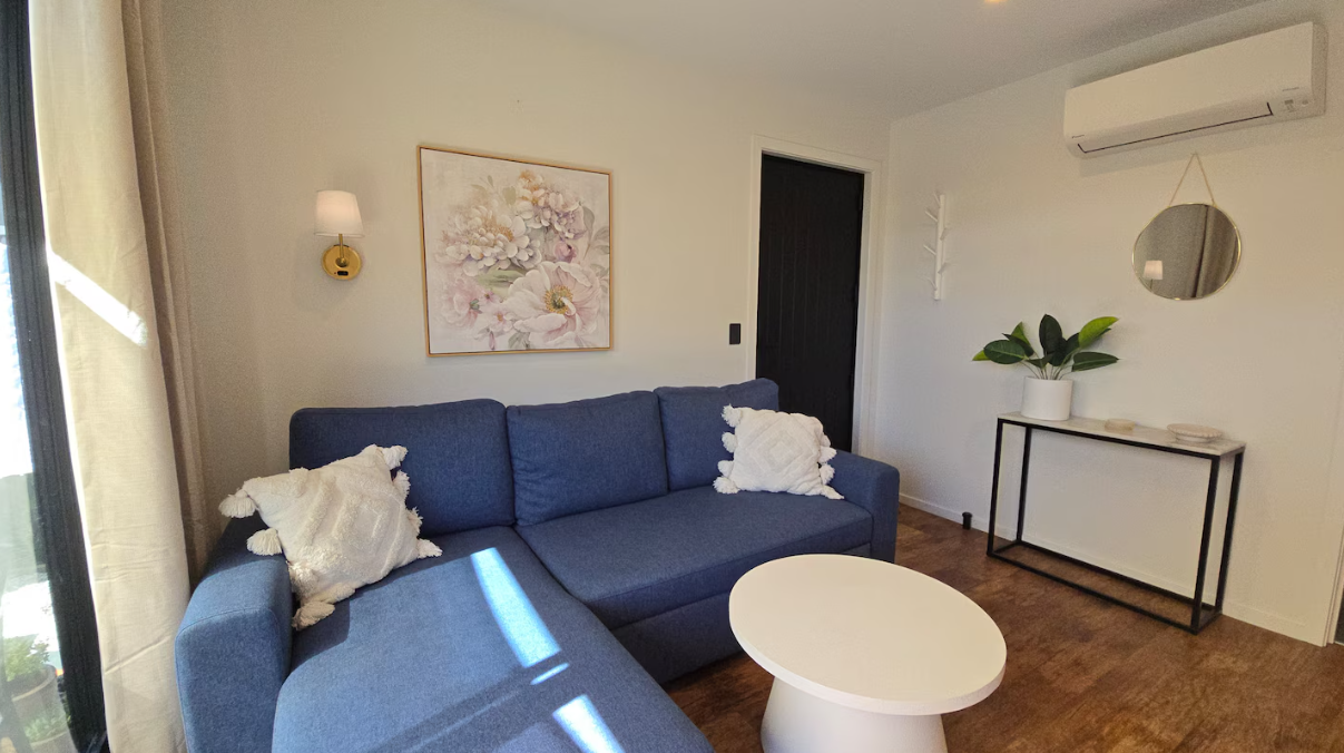 4 - Living room.png