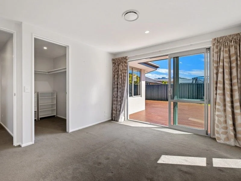 Master bedroom.jpg