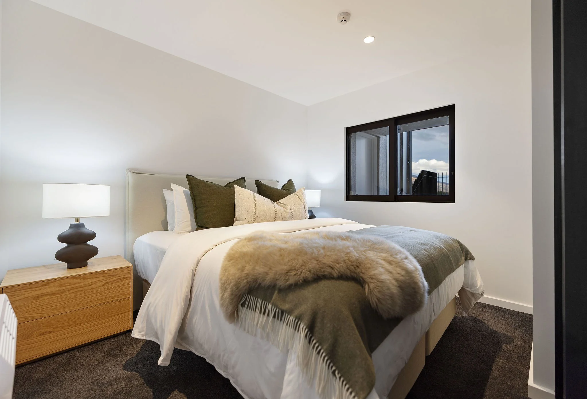 ClubhouseLaneApartment14_IMAGEWORKS-17.jpg