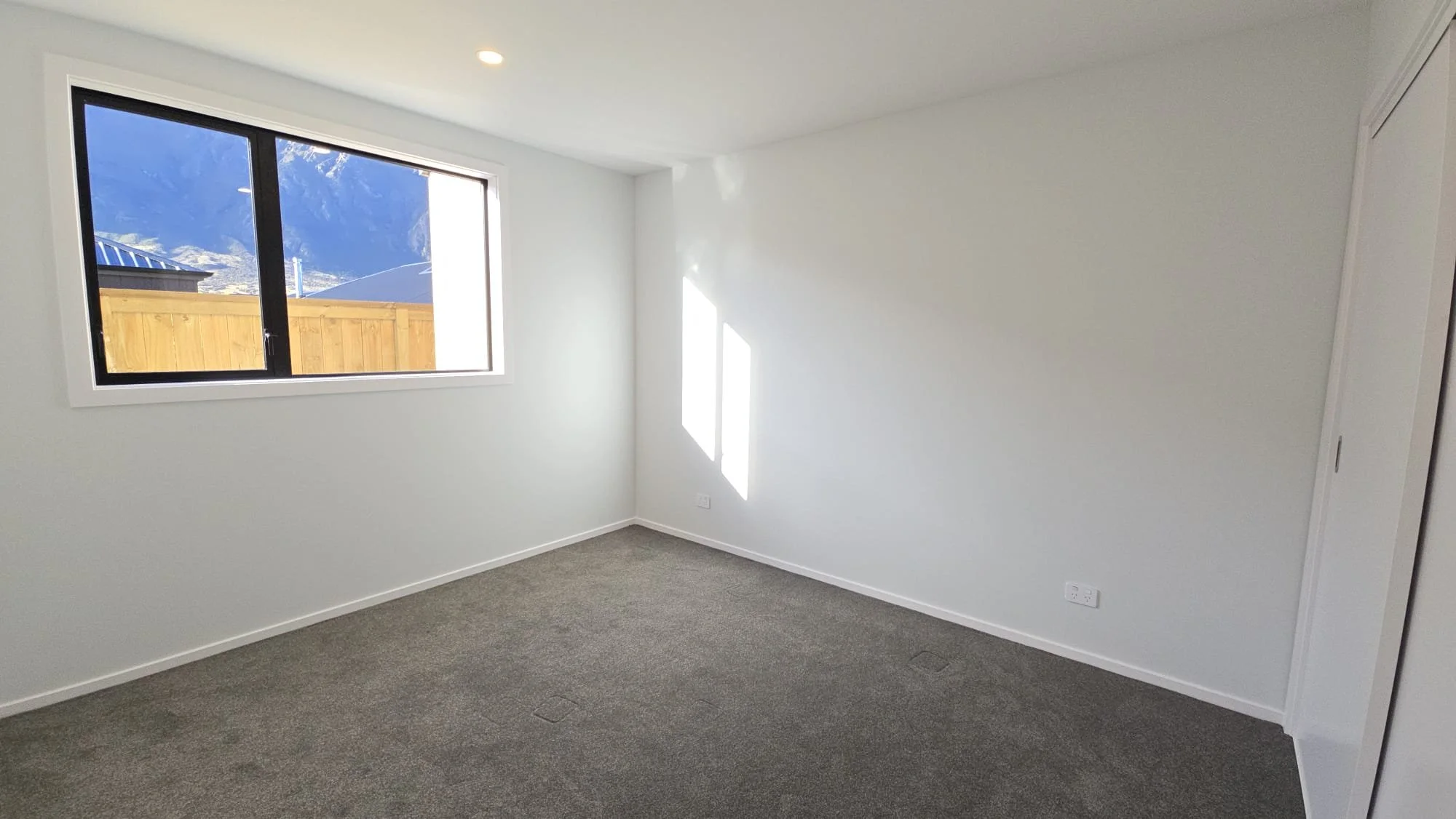 Bedroom 2.jpeg