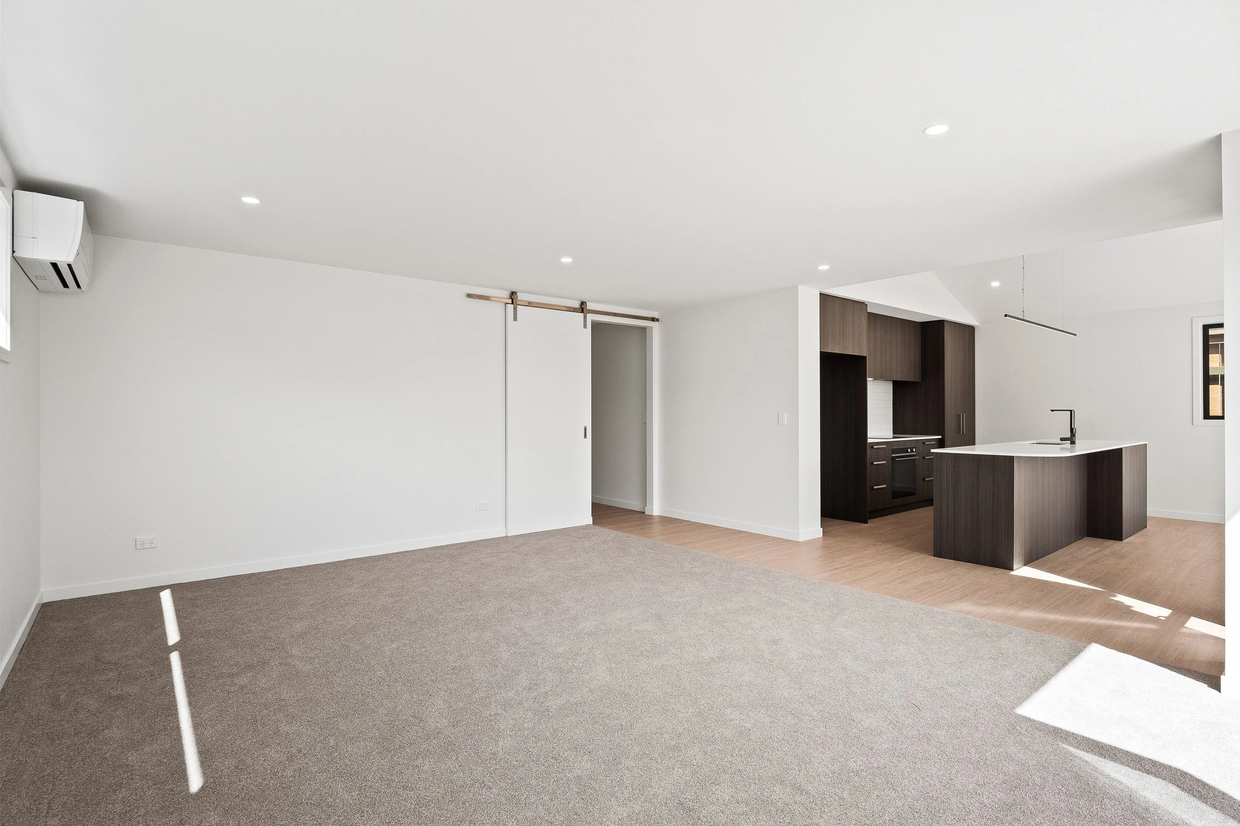 4SouthdownRoad-14.jpg