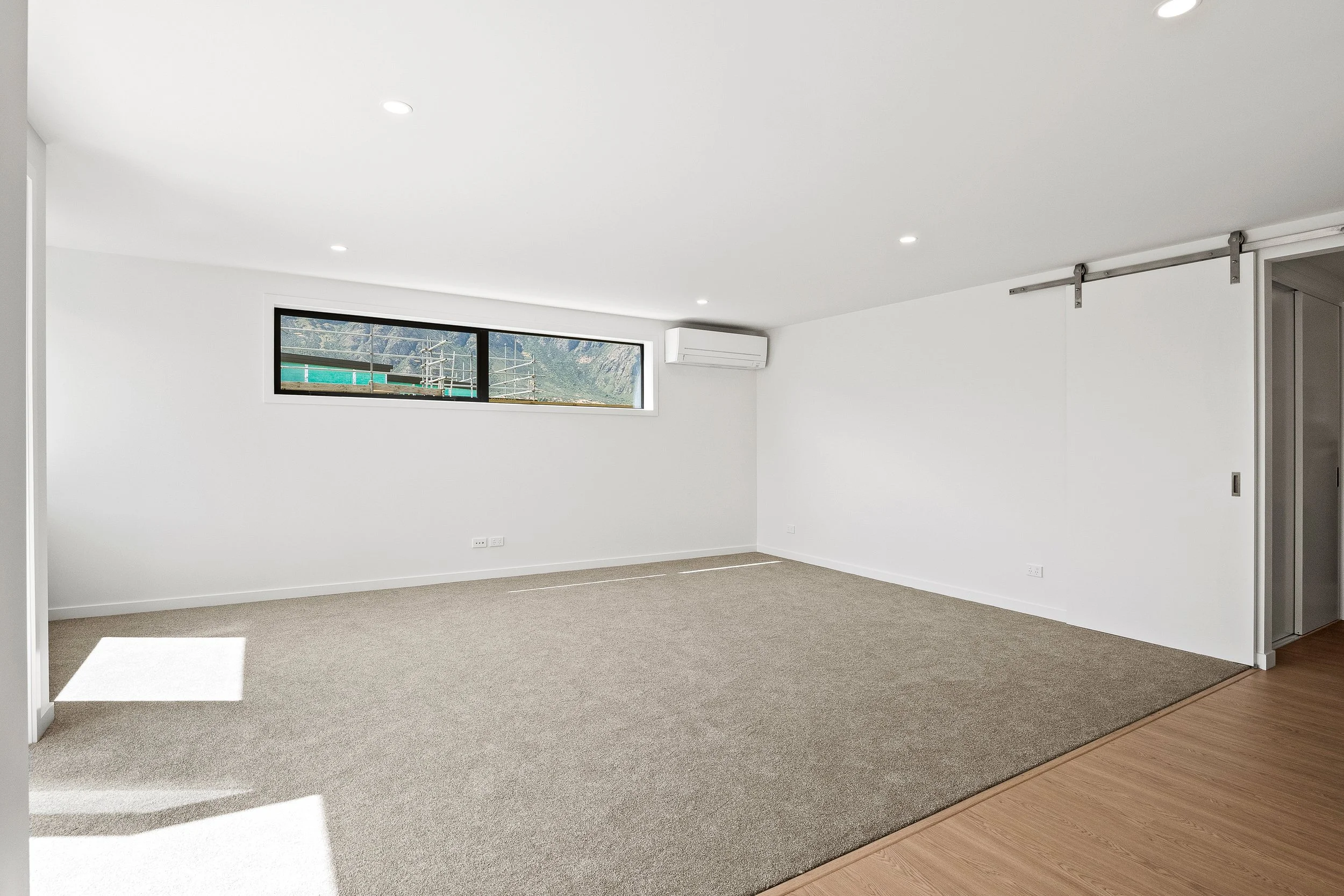 4SouthdownRoad-19.jpg