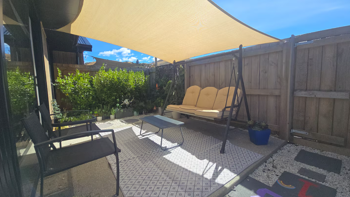 9 - Backyard.png