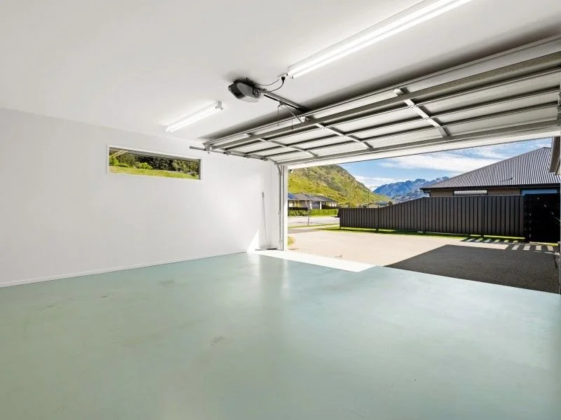 Garage.jpg