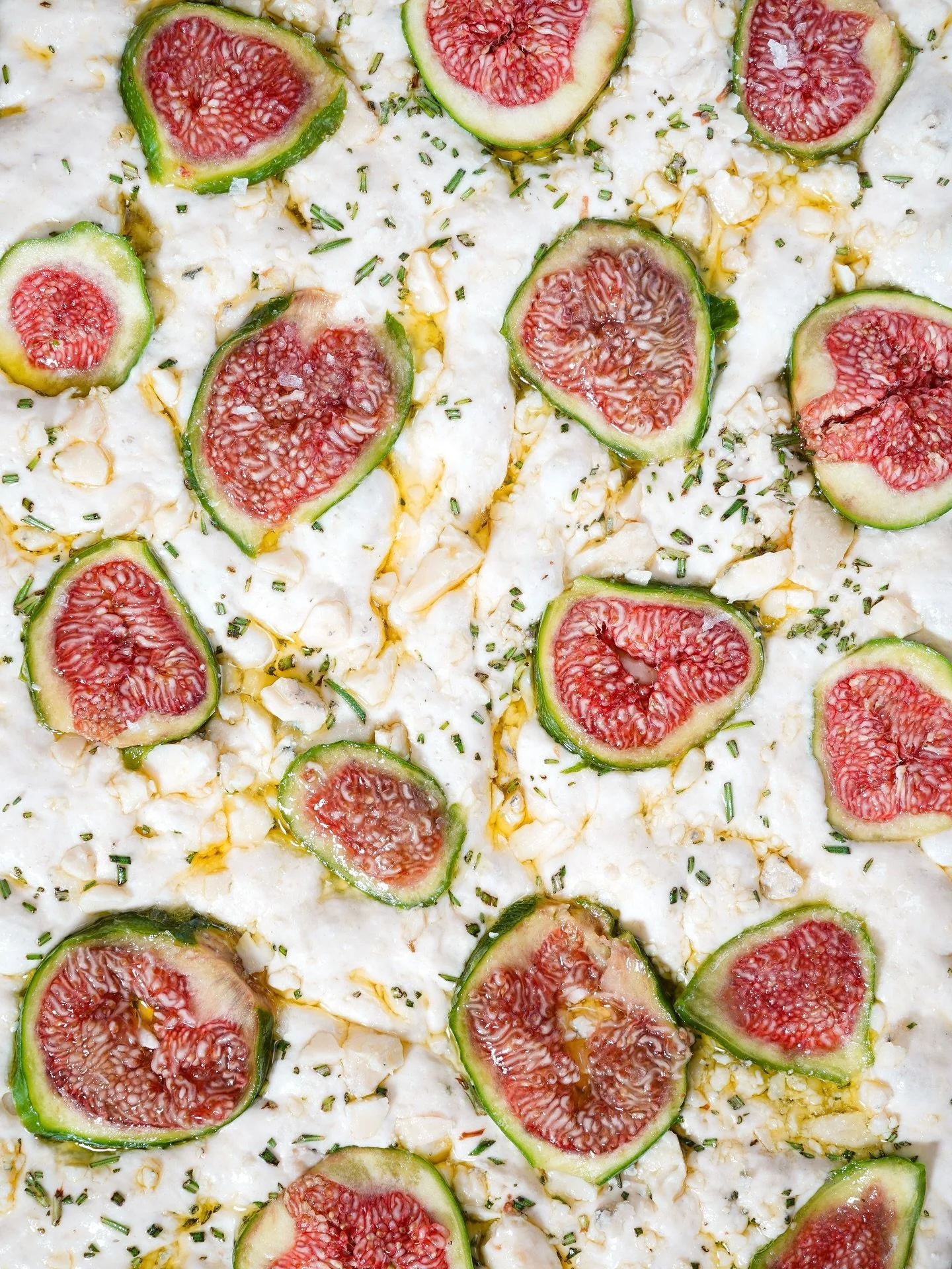 &rarr; Swipe to bake 🍞

Lately all I talk about is the garden, but outside of work it&rsquo;s where most of my time and energy go. I&rsquo;m clearly not alone, since my neighbors keep showing up with armfuls of their own harvests. The latest drop-of