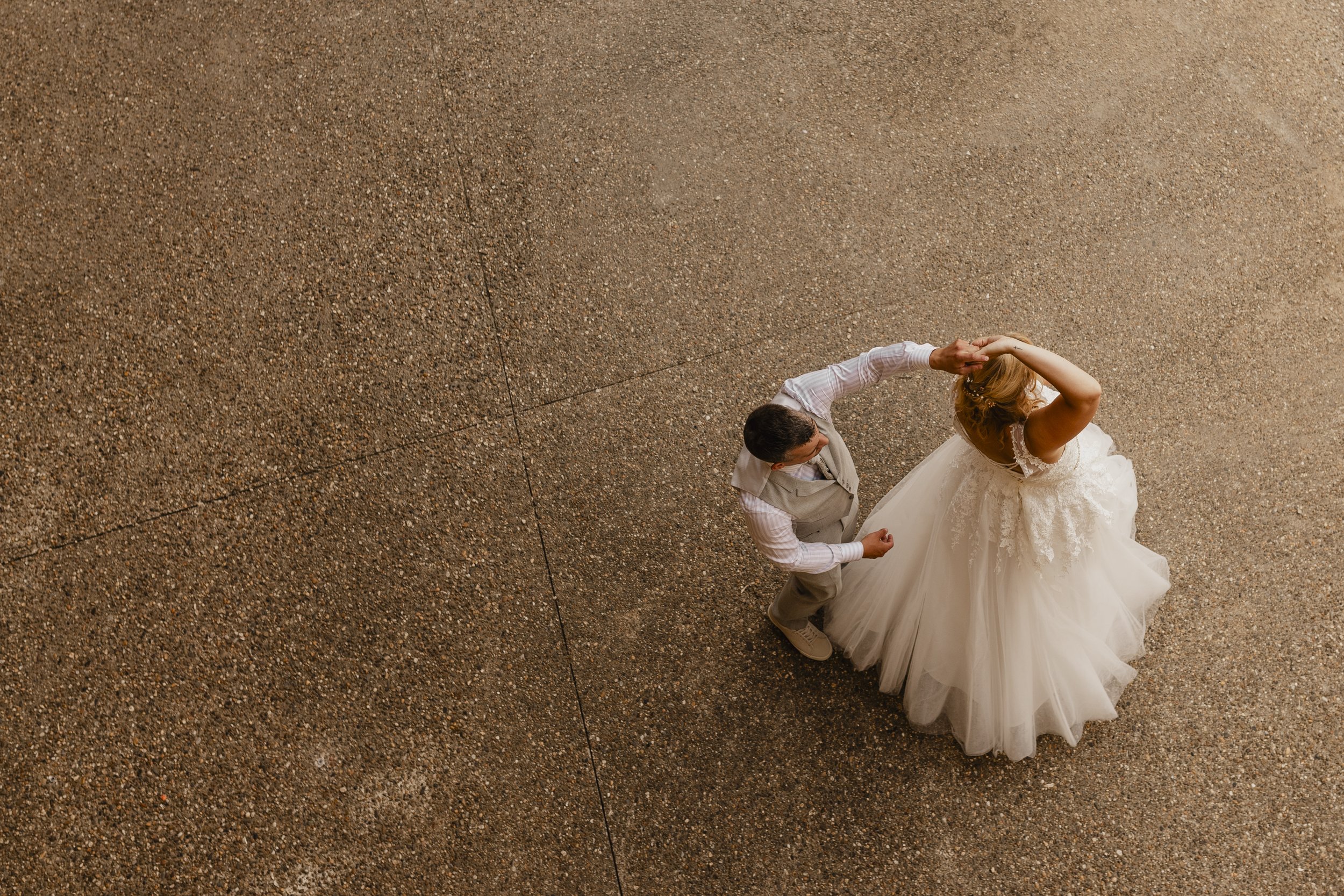TROUW FOTOGRAAF TROUWFOTOS OPGLABBEEK FOTOGRAAF CINDY VANDERLINDEN