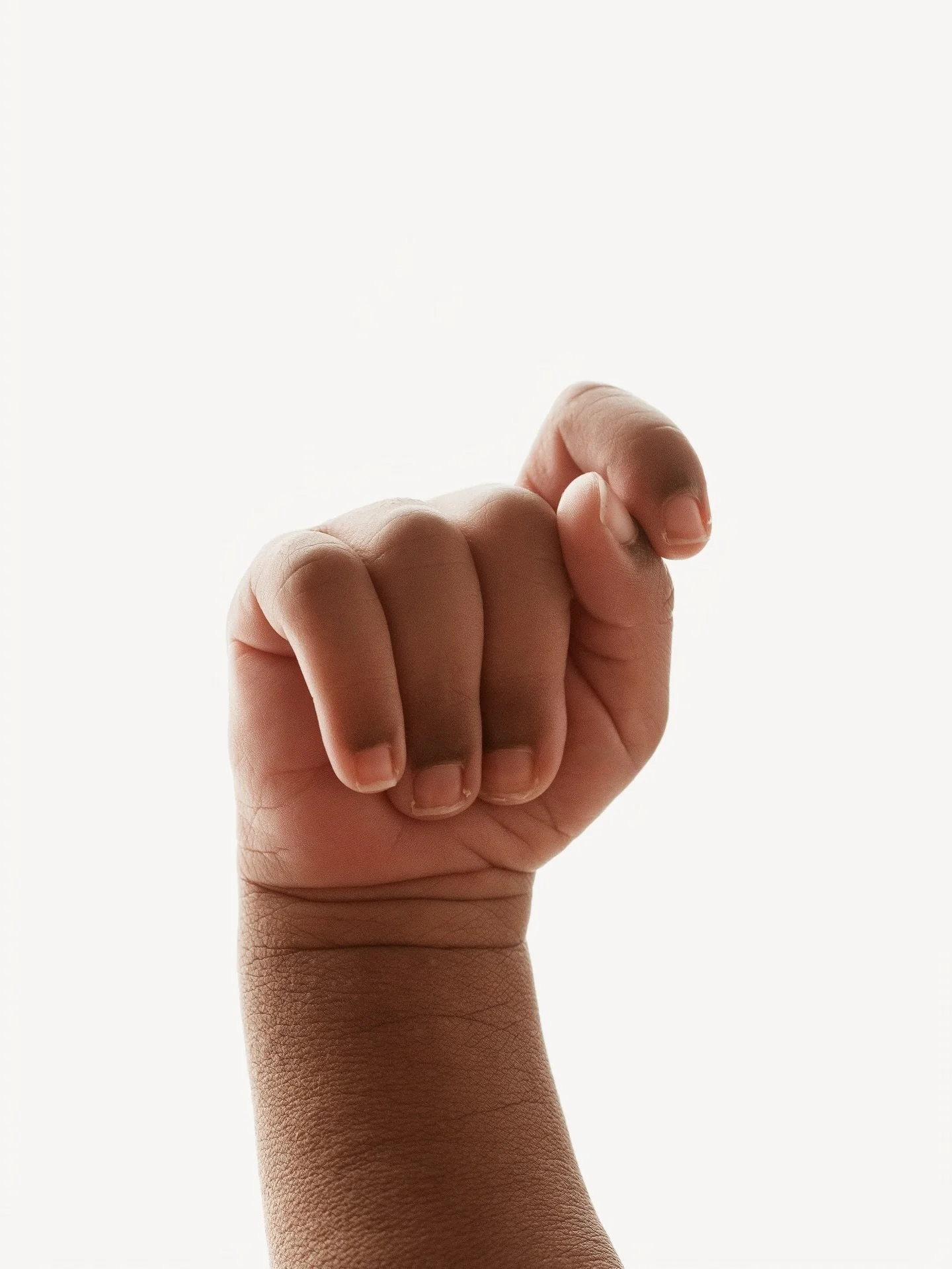 A tiny little hand, four perfect little fingers and a thumb 🤍

For more information + bookings, head to www.sageandcophotography.com 

📍Private Raceview Studio, Servicing Ipswich + Surrounds