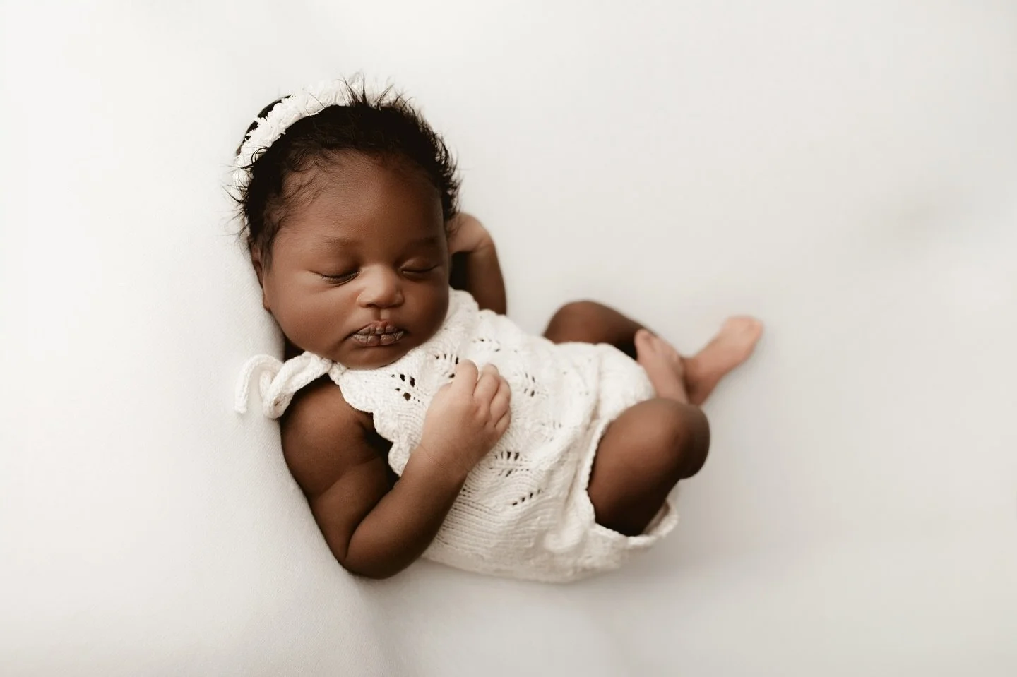 Tiny details. Big love. 🤍
These moments pass in a heartbeat ~ let&rsquo;s capture them while they&rsquo;re still this small.

✨ Now booking newborn sessions
Book during your second or third trimester to secure your spot.

For more information + book