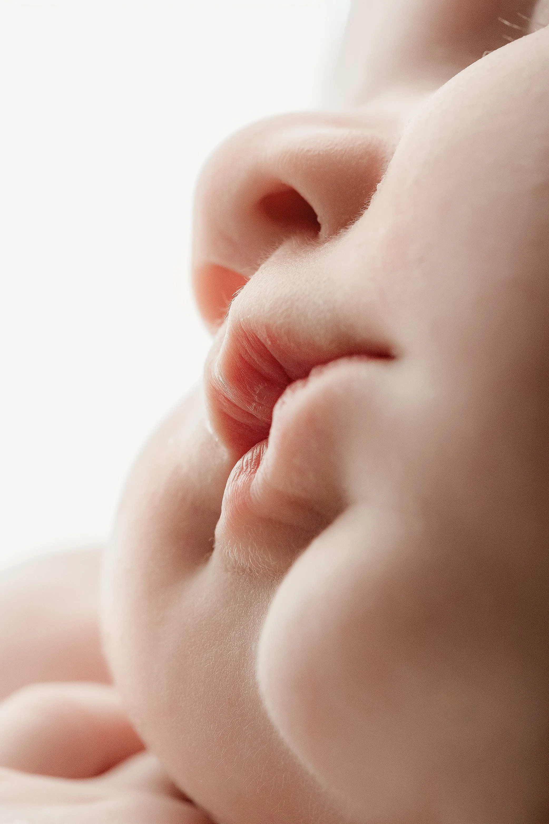 Tiny newborn details including fingers and toes photographed by Ipswich newborn photographer