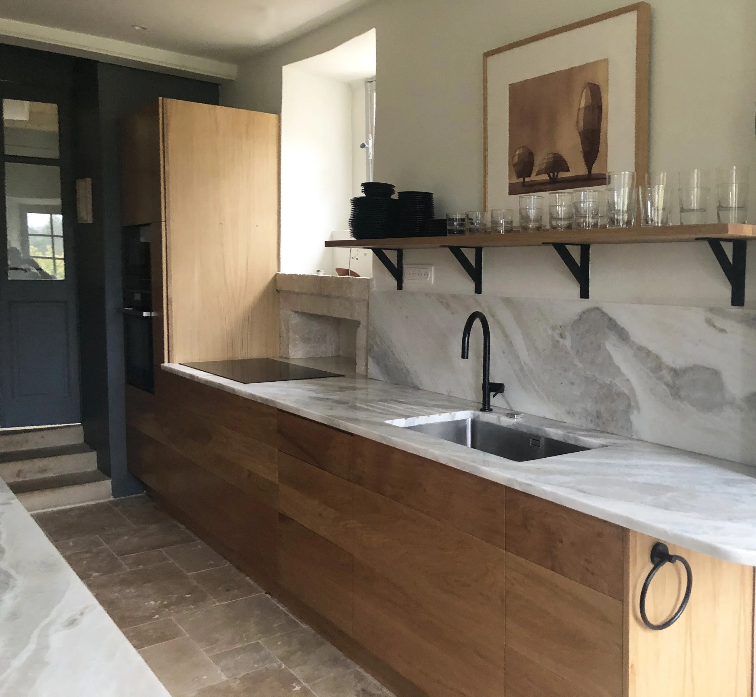 Enfilade de meubles bas en chêne à fil continu, Charente
