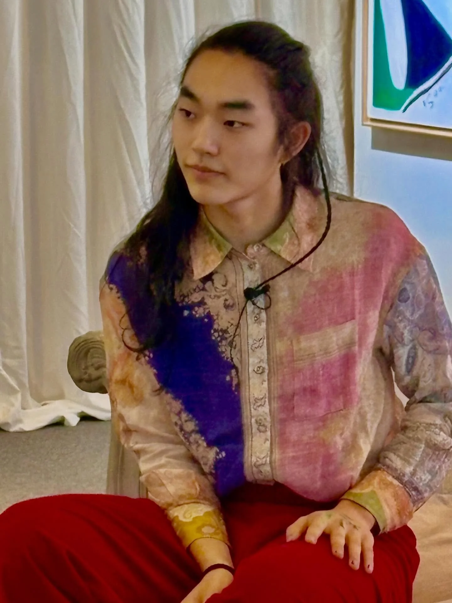 안녕하세요 이수에요^^
오늘은 벌써 10년 만에 영재발굴단을 촬영하게 되었어요.  벌써 작가가 된지도 10년이 되었어요!
늘 저를 응원해주시는 모든 분들께 감사해요.
4월 중에 3 부작중 3 부에 나오게된다고해요
기대해주세요!
저녁 맛있게 드시고 남은 오늘도 행복하게 지내세요^^

고마워요 사랑해요!

#전이수#걸어가는늑대들#영재발굴단#예술#artist