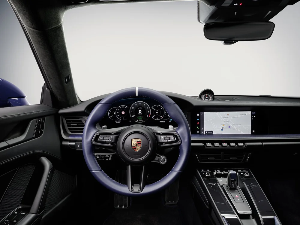 Porsche_Studio_PIT (11).jpg