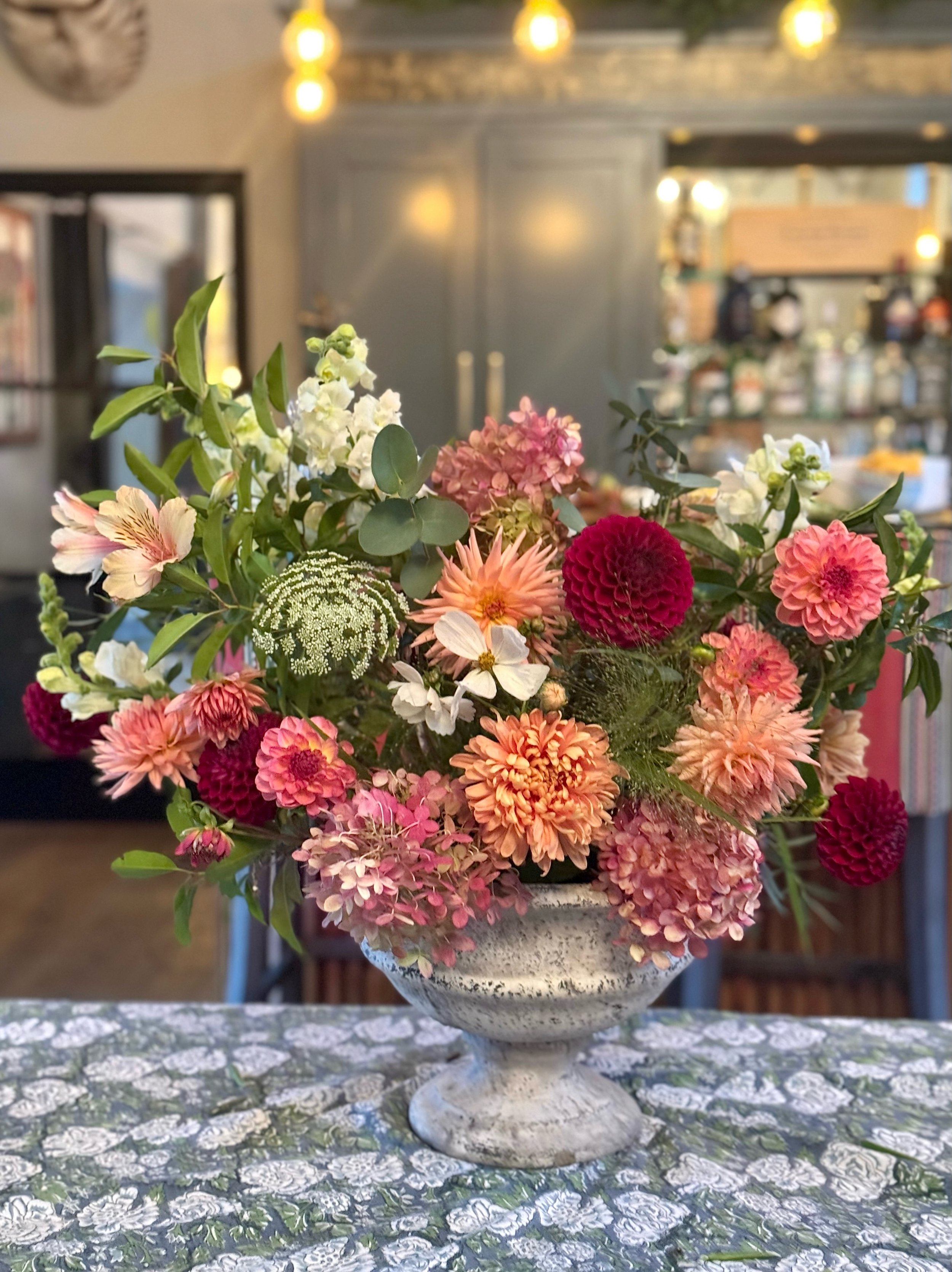 A visual love letter to dahlias 🩷 which is your favourite?