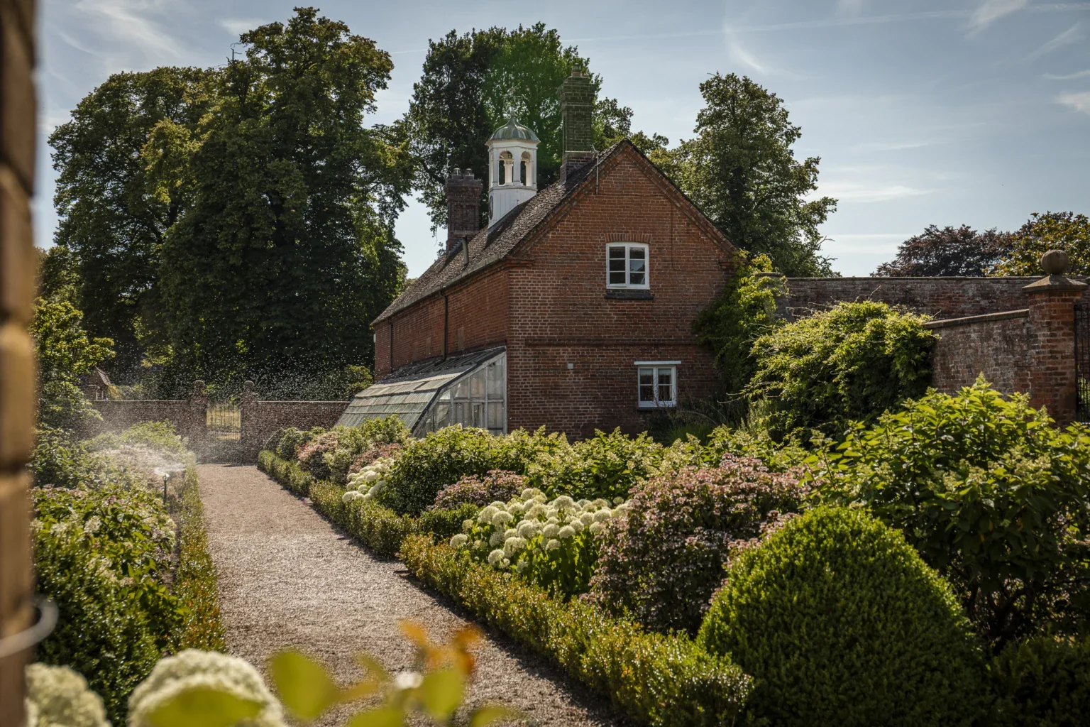 Estate-Grounds-Online-47-1536x1024.webp
