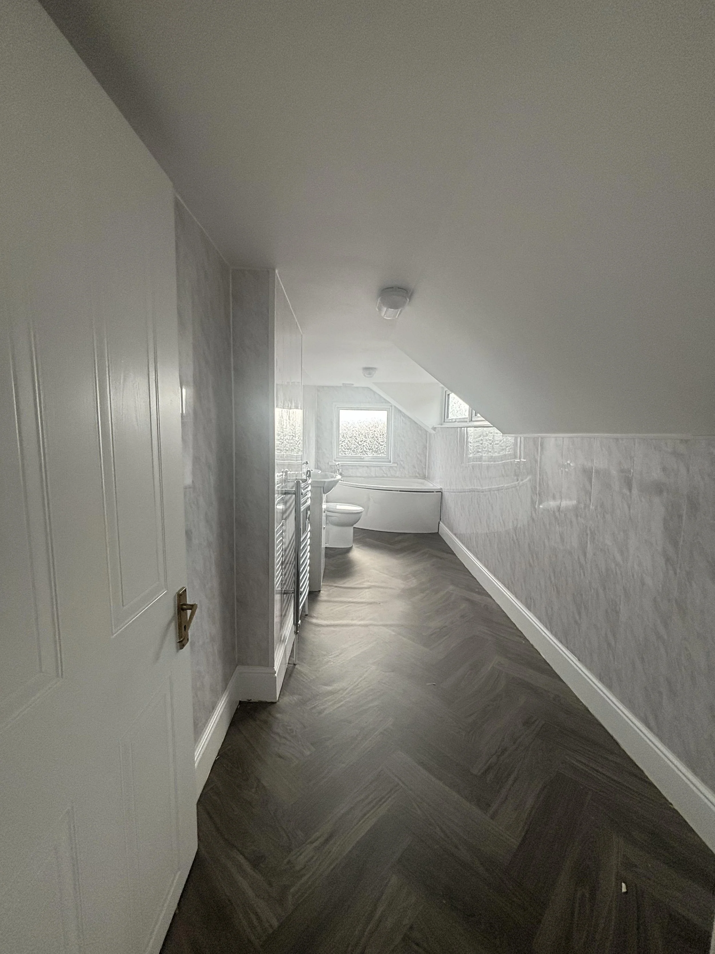 3 Douglas Road Main Bathroom.jpg
