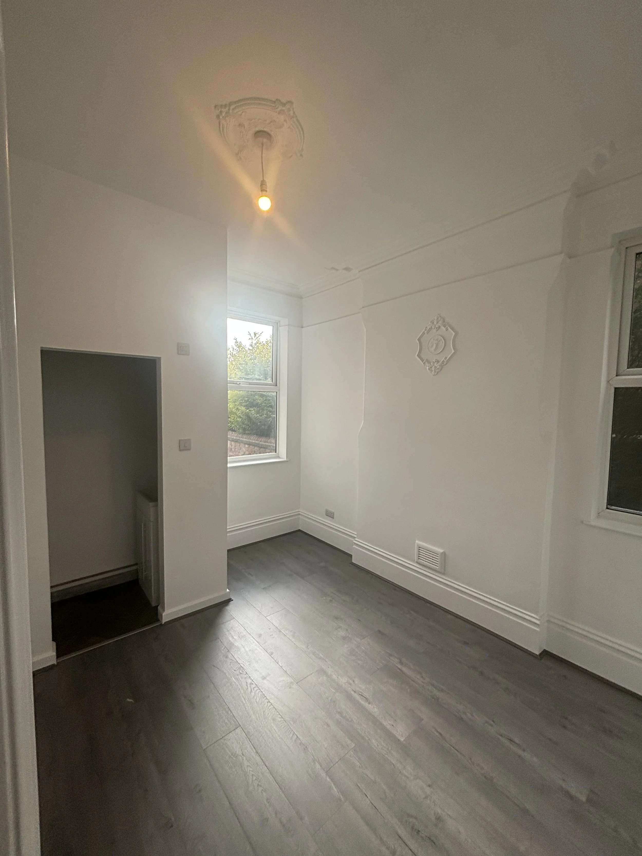 3a Douglas Road bedroom 2.jpg
