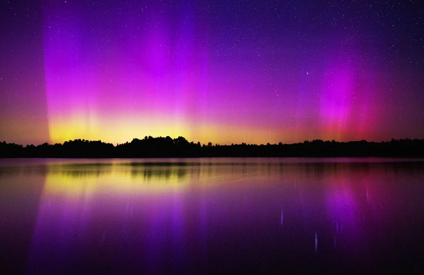 Polarlichter in Deutschland sind immer ein Erlebnis! 
Umso sch&ouml;ner ist es, wenn man die Momente mit seinen Liebsten teilen kann. Die Bilder sind aber aus dem letzten Jahr. :)

#polarlichter #aurora #northernlight #fotografie #photography