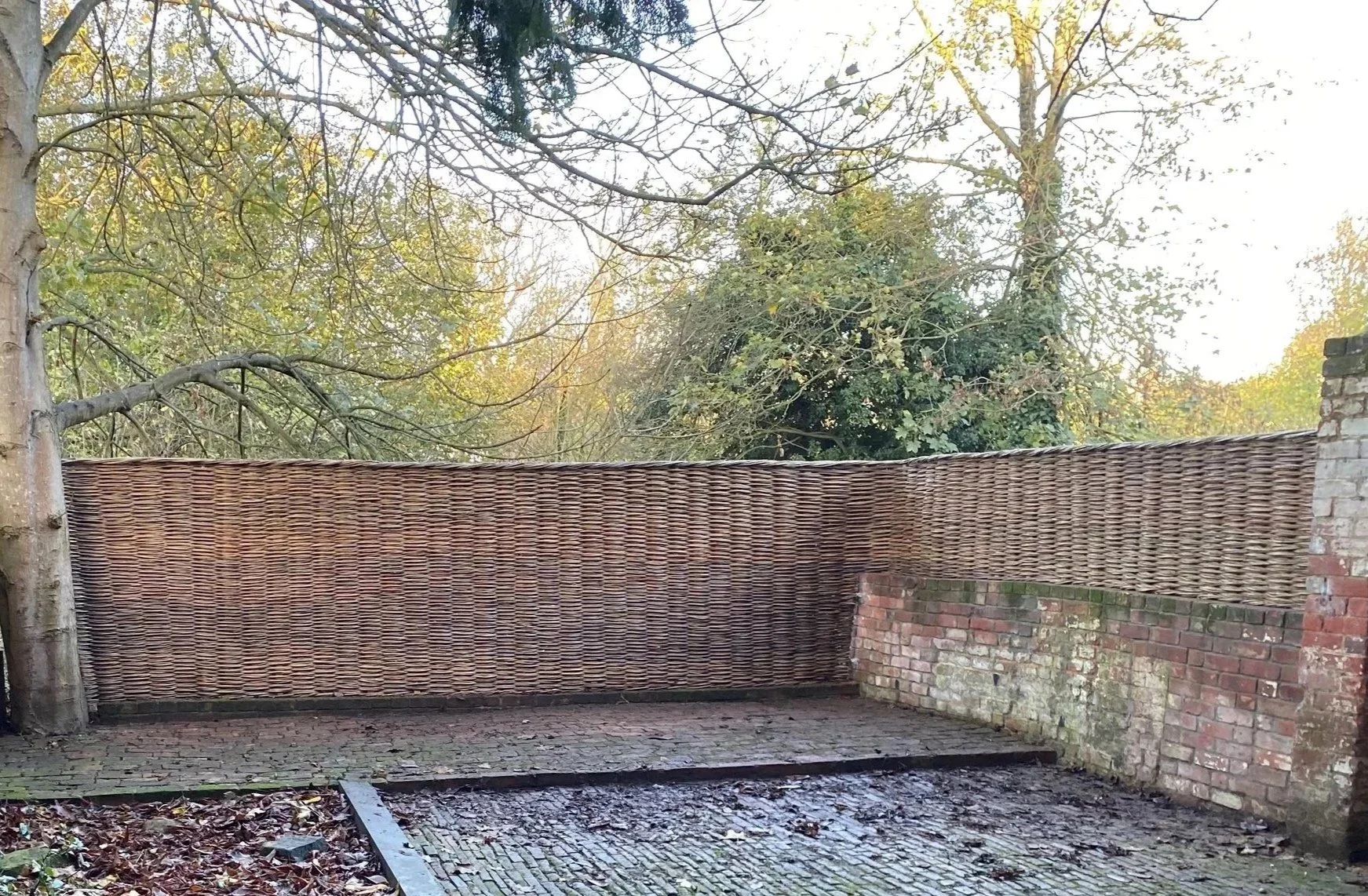 Whole%2BFence%2B-%2BClose%2Bview.jpg
