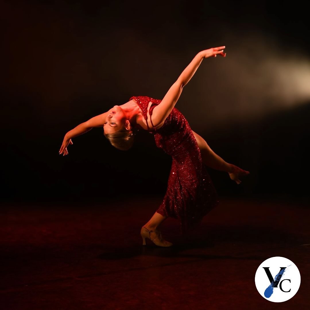 Cracking shot of our Chloe (@chloeriordann) live in action! Chloe is a 2025 graduate of MTU Cork School of Music (@mtu_csm) Watch this space 🌟 #virrcollective#MTU#2025#VC