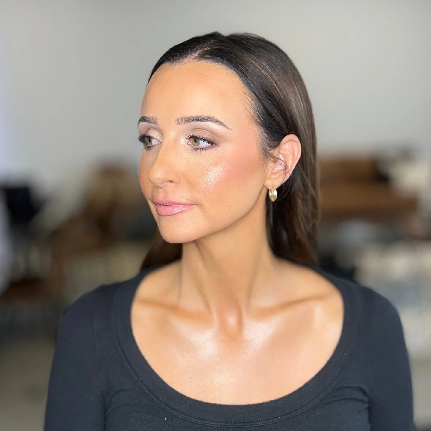 We&rsquo;re seriously so lucky to work with the most beautiful people inside and out. 🤍

Holiday parties and special events are just around the corner, so don&rsquo;t forget to treat yourself to a little glam! 

DM or click the link in bio to inquir