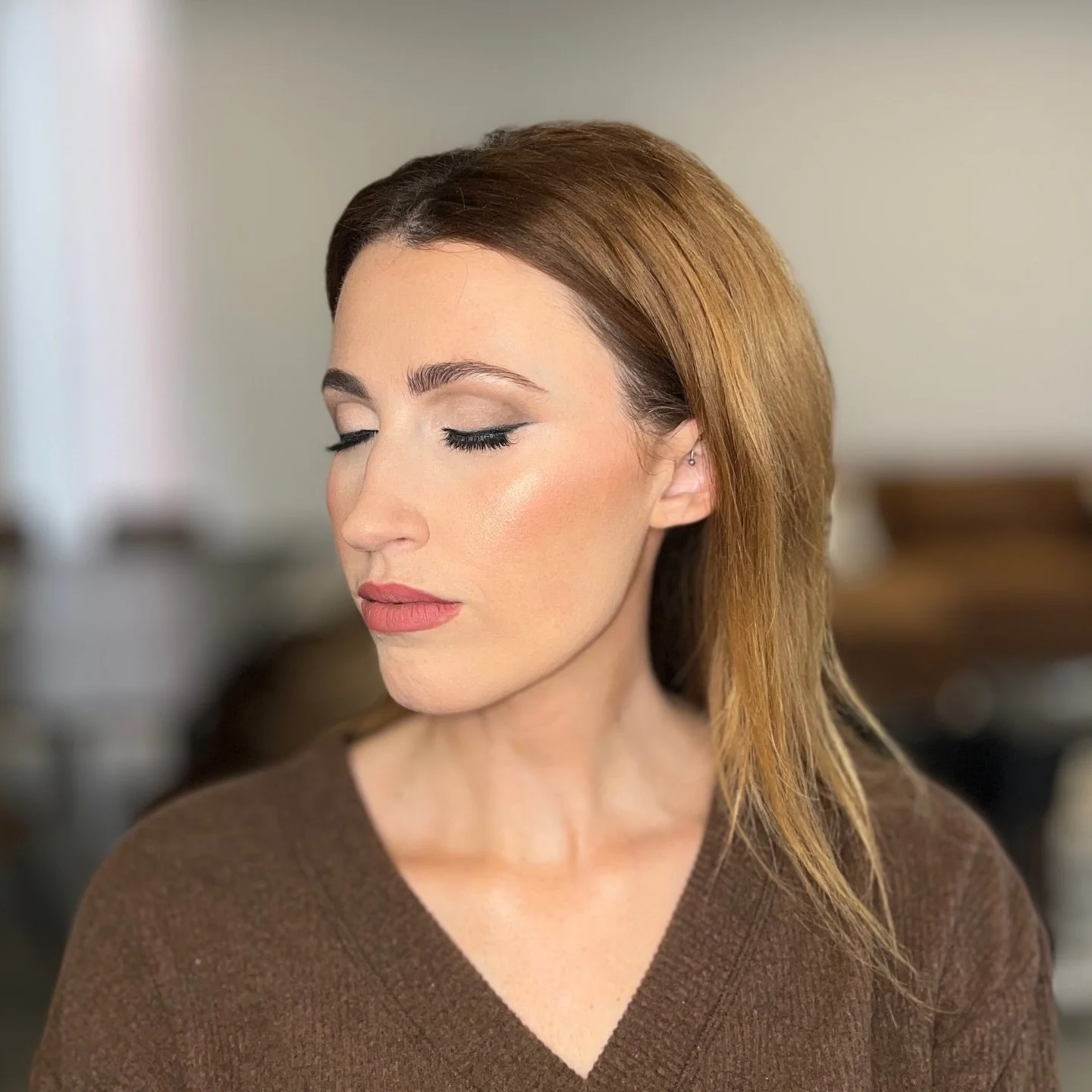 Pure unfiltered beauty straight off the camera roll! 🤌🏼

Artist: Kelsi 

#iowamakeupartist #desmoinesmakeupartist #mua #makeupartist #makeup #nofilter #glow #softglam #naturalbeauty #airbrush #iowabride #iowawedding #airbrushmakeup #temptu #laurame