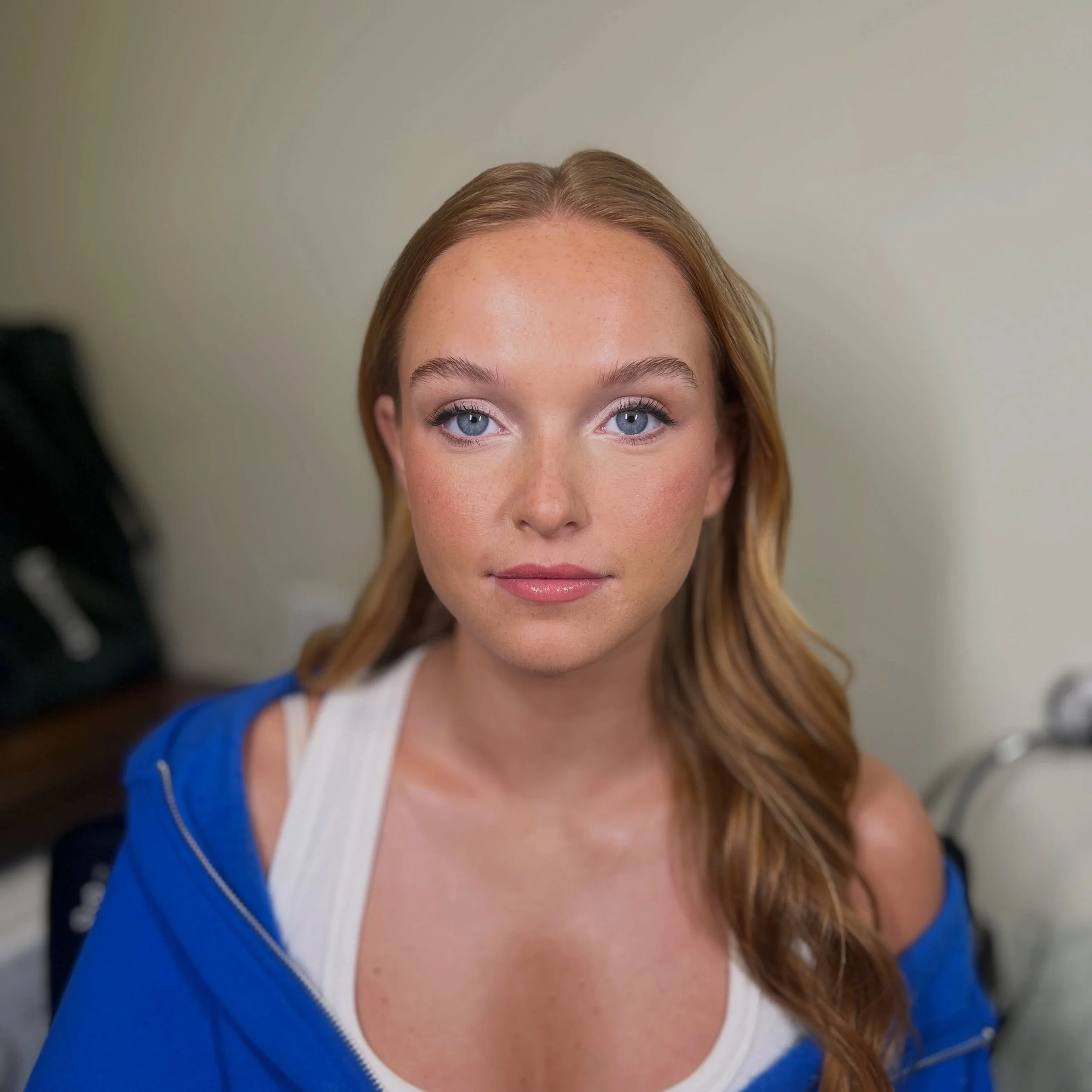 Lovely models by Kelsi! 

Hair: @hairbybrianne.co 

#iowamakeupartist #desmoinesmakeupartist #softglam #ivoryandstoneartistry #makeupartist