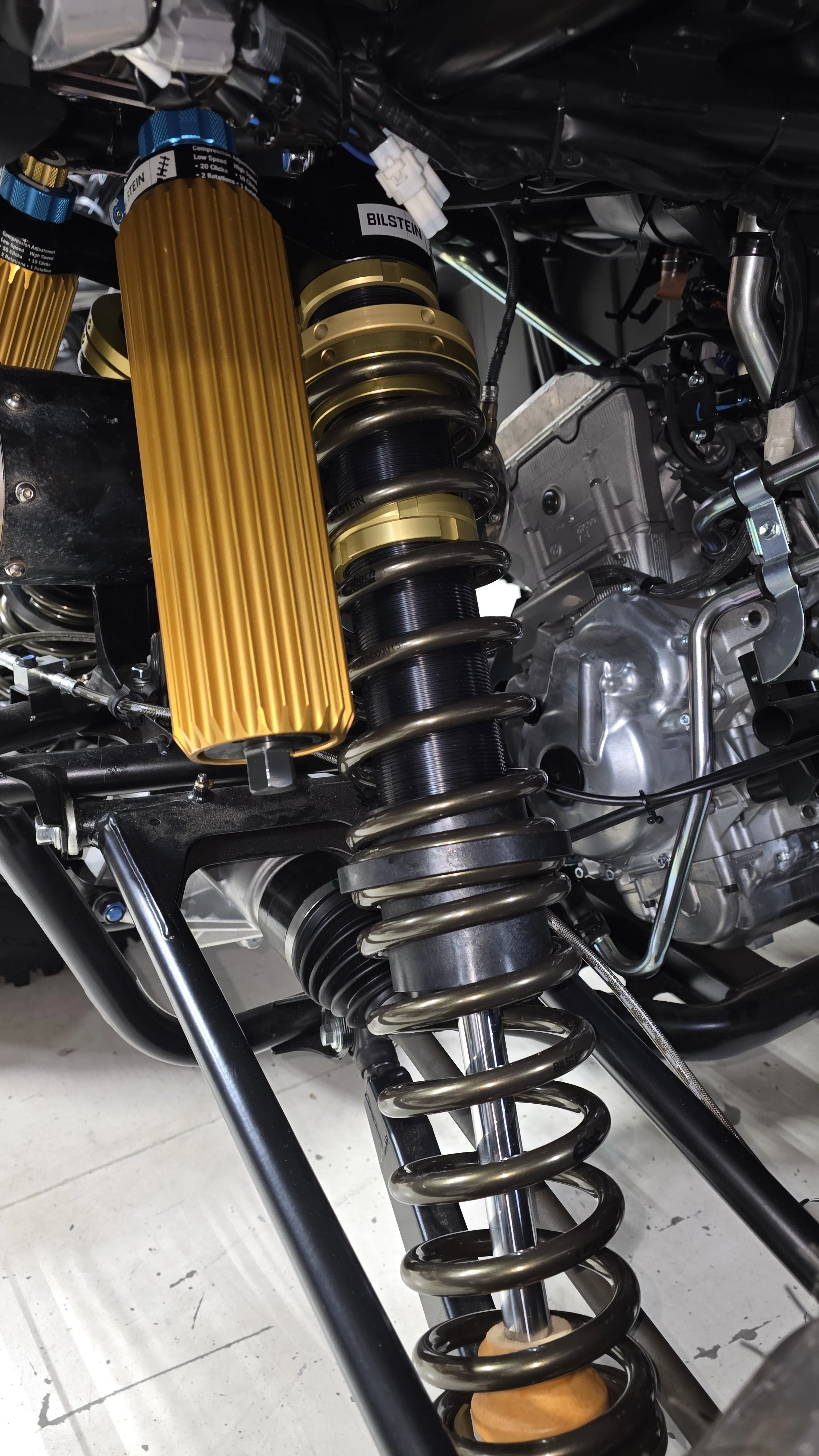 YXZ Bilstein Blackhawk Rear PS.jpg