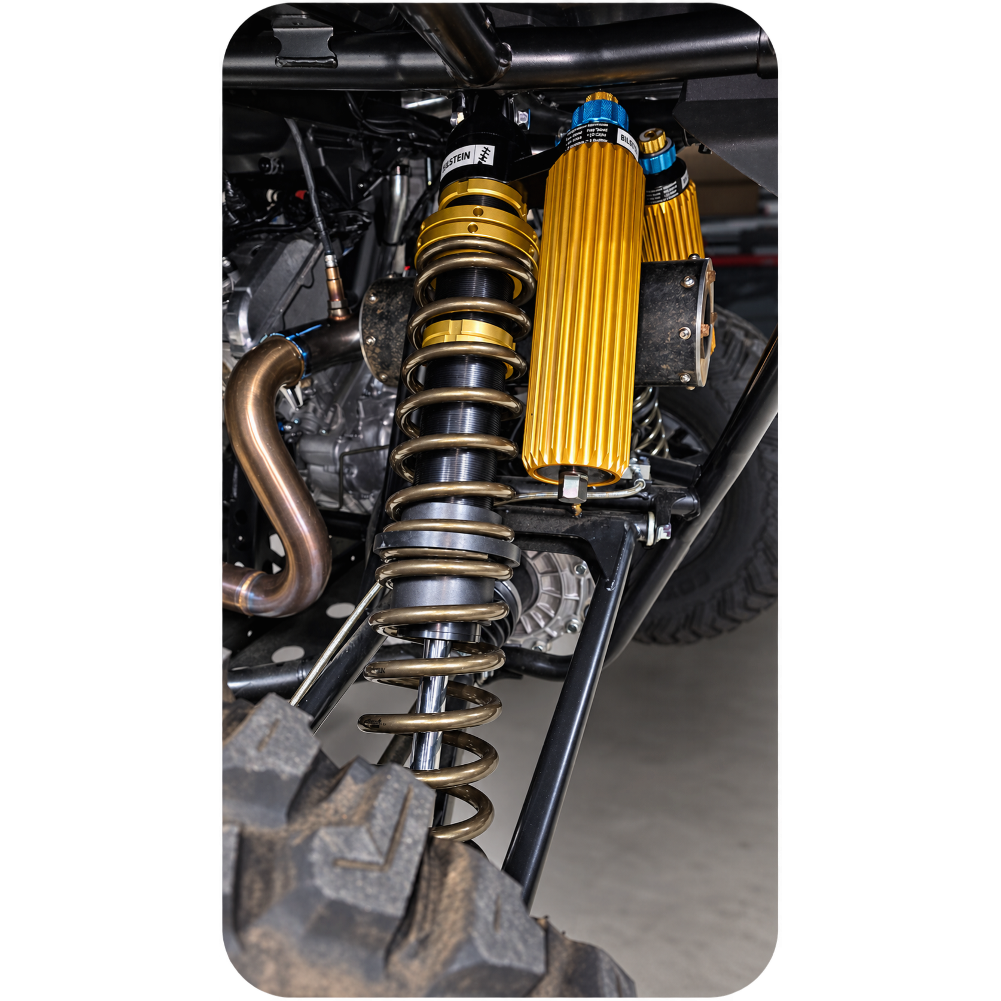 06_Installed_Bilstein_shock_absorber_close_up_5_2000x2000.png