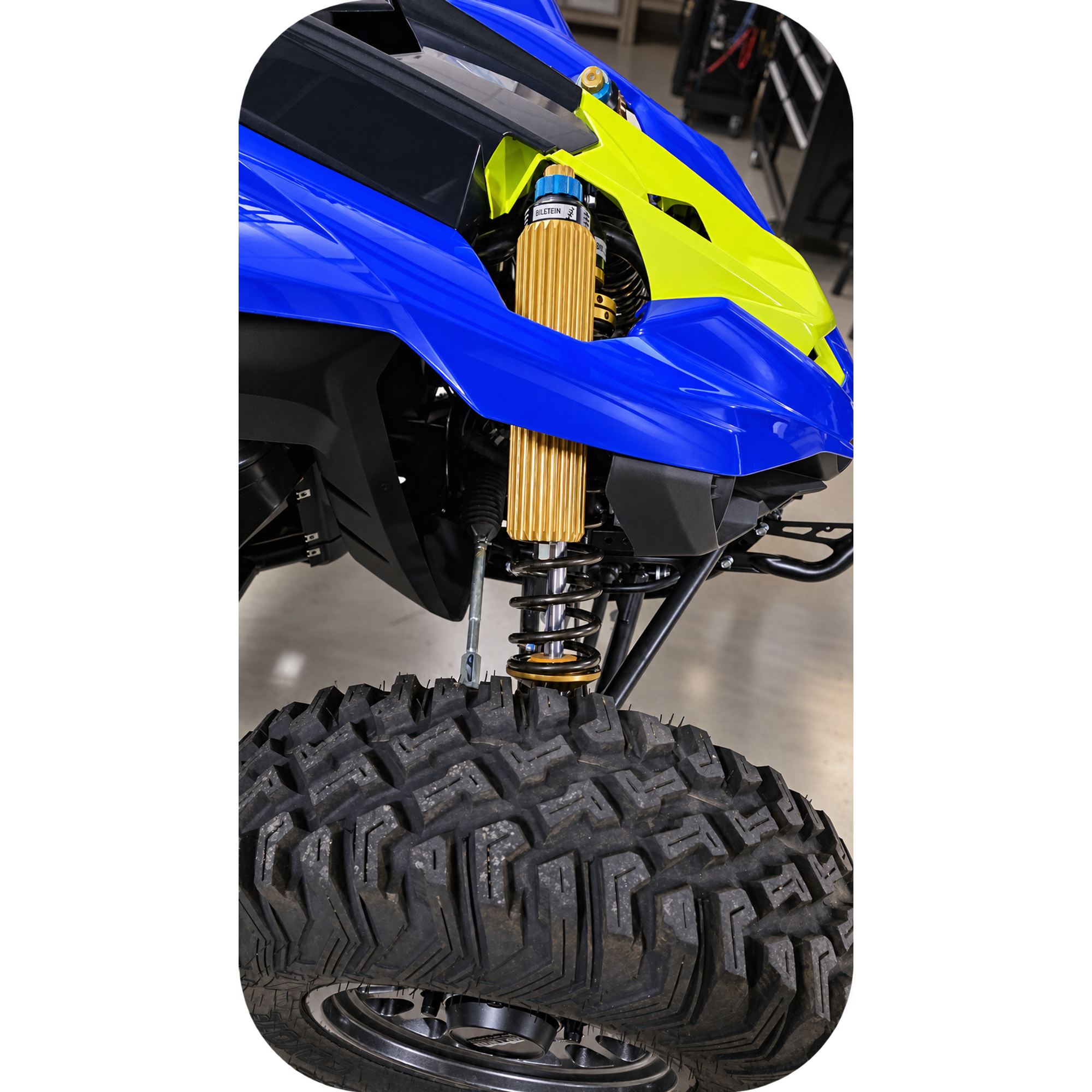 11_Yamaha_Front_Bodywork_with_Gold_Bilstein_Shock_12_2000x2000.png