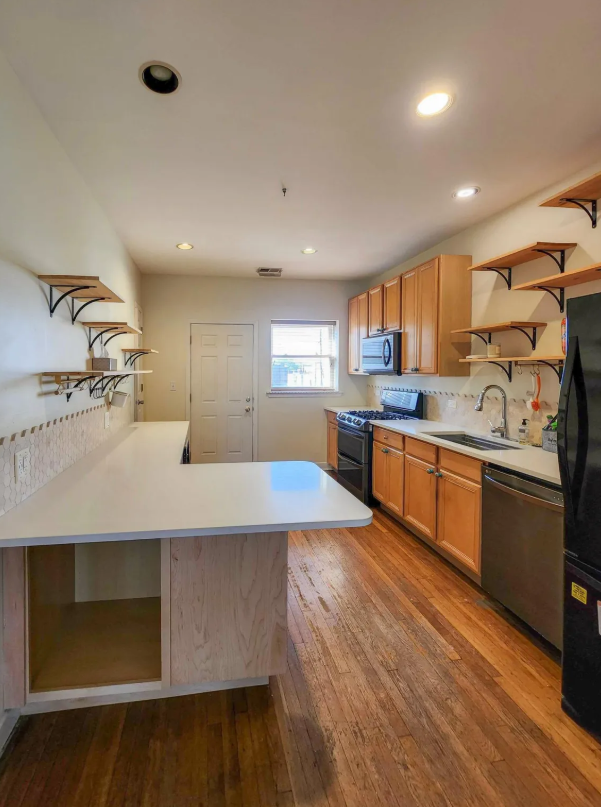 Kitchen 2.png
