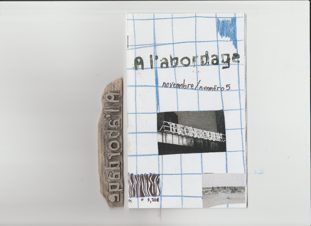 Page de revue ou journal avec textes, dessins et collages, comprenant le titre "A l'abordage", la date "novembre" et le numéro 5, ainsi que diverses images et éléments graphiques