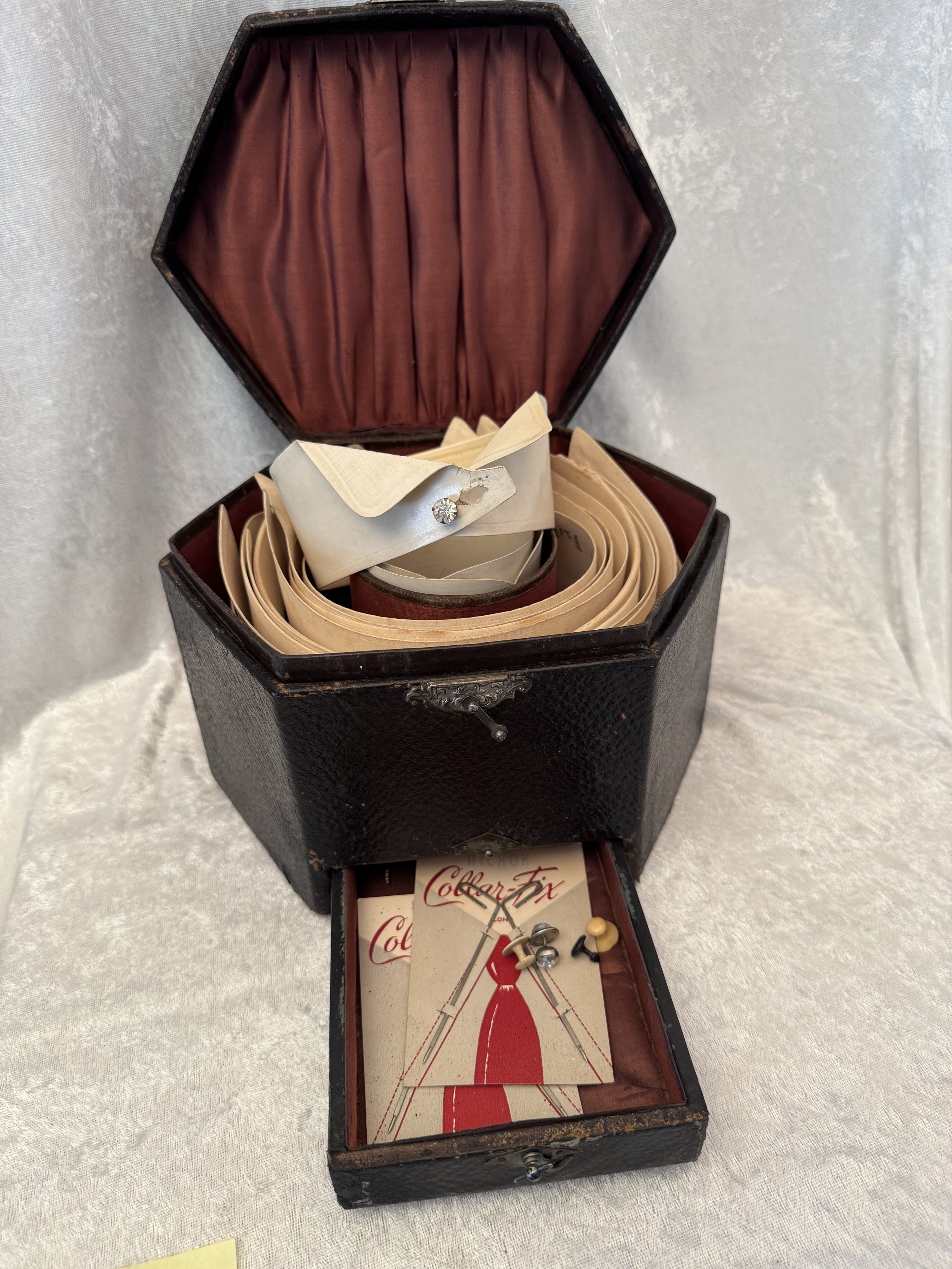 Victorian Collar Box