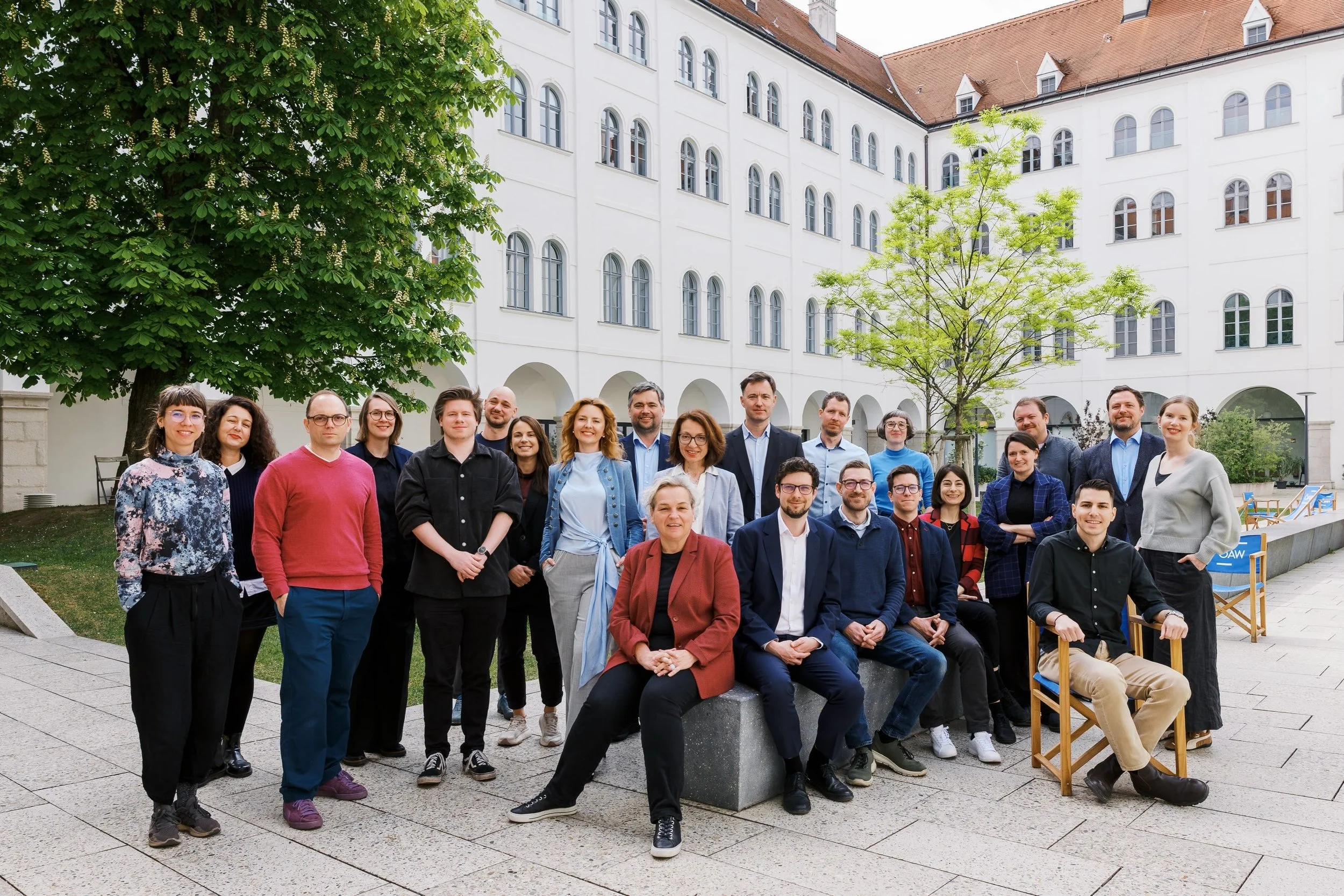 Portraits f&uuml;r das Institut f&uuml;r Stadt- und Regionalforschung der &Ouml;sterreichischen Akademie der Wissenschaften. @oeaw.at 

Wien.

#wien #portrait #portraitphotography #stadtforschung #onlocation