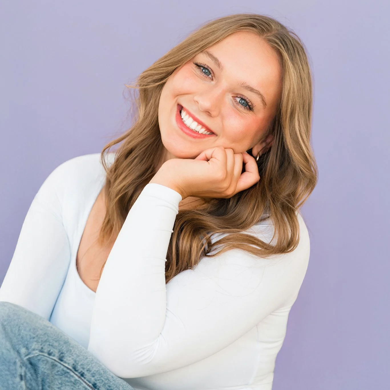 I wanted Charlotte's grad images to reflect her awesome personality: bright and sweet with just a touch of sass. 

We started with fresh, modern natural light in the studio and finished up her session soaking up the golden light at Lion's Conservancy