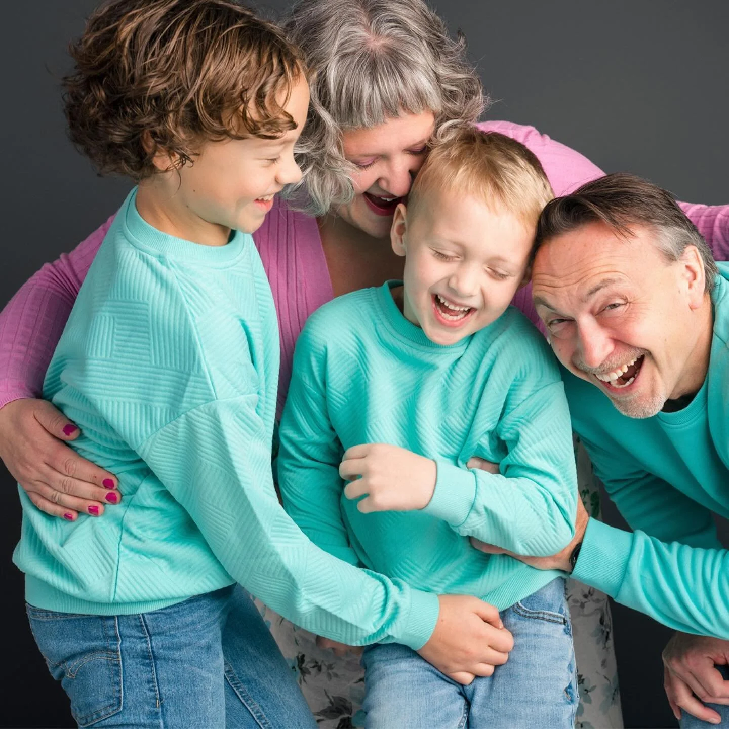 I&rsquo;m always thrilled on how much joy y&rsquo;all allow me to capture it just 10, quick minutes. 

This year, I photographed 22 amazing families as part of my annual Merry Happy Holiday Sessions. There are SO MANY DARN IMAGES, so I had to break u