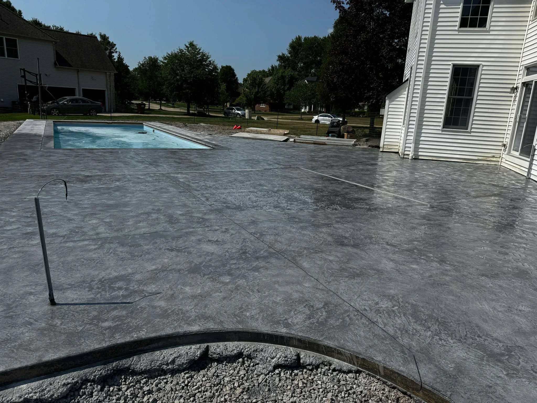 decorative-concrete-patio-pool-deck.jpg