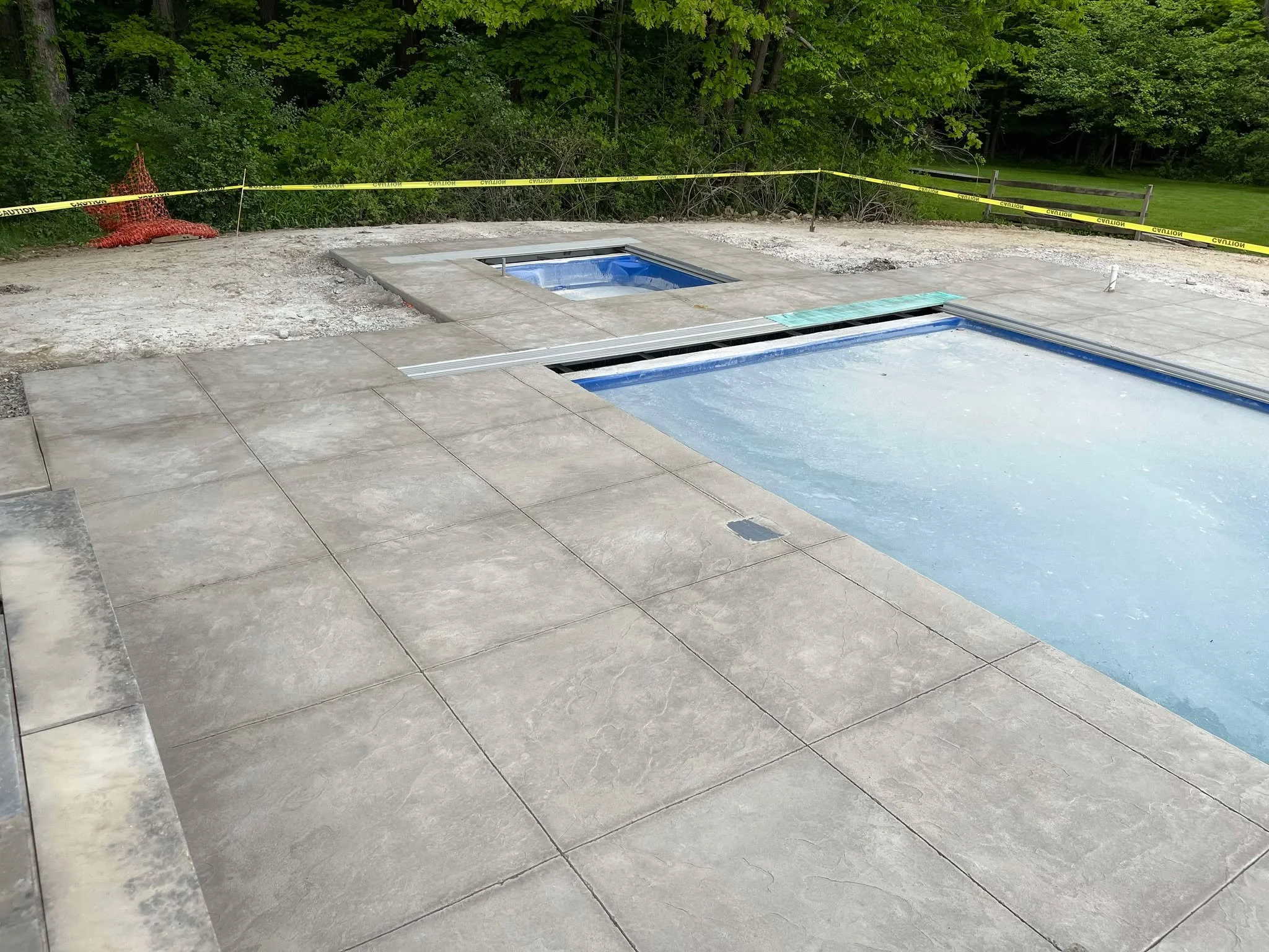 stamped-concrete-pool-spa-deck.jpg
