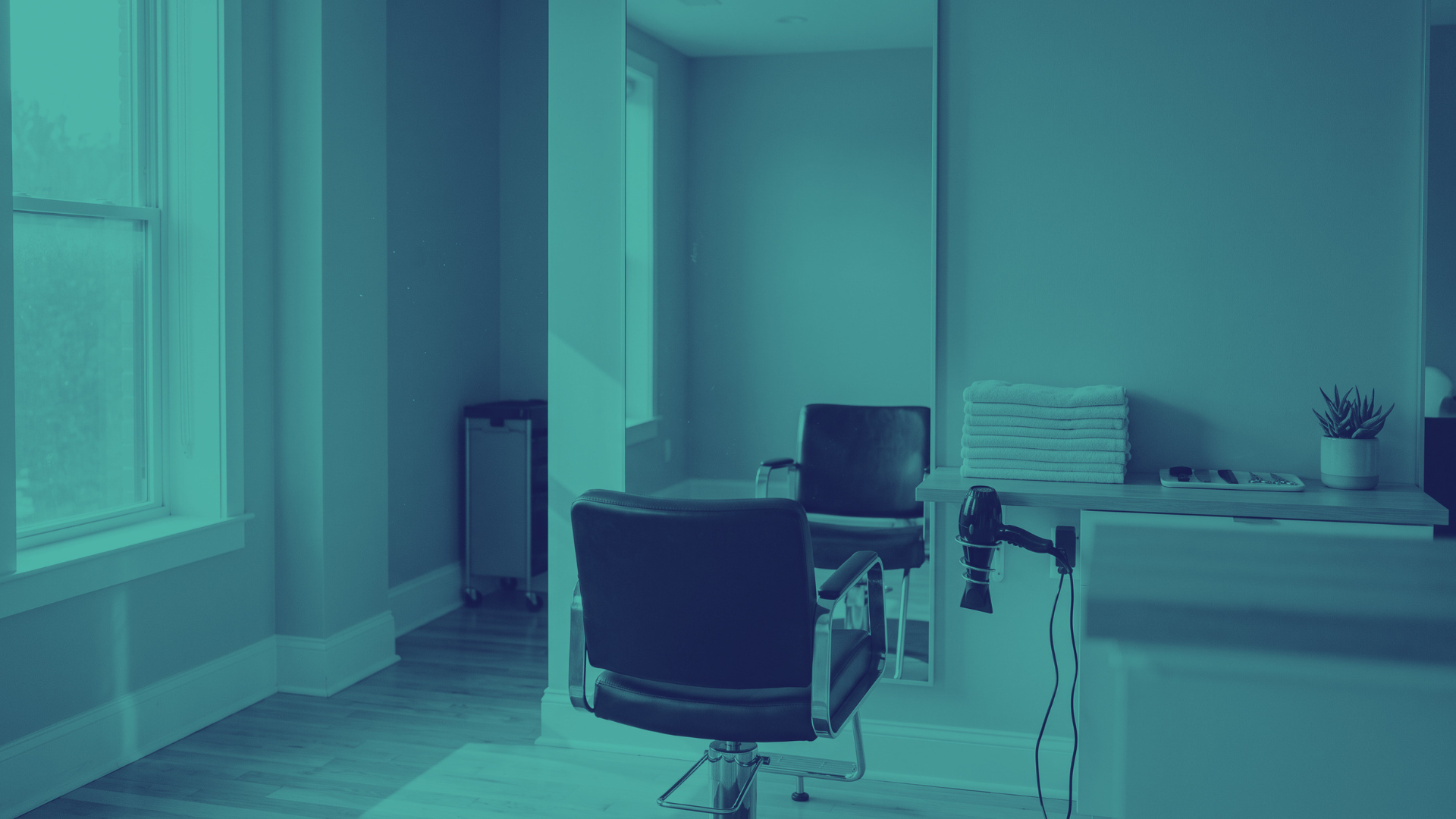 Why You Should Never Turn Off Your Salon Suite Marketing in the Summer