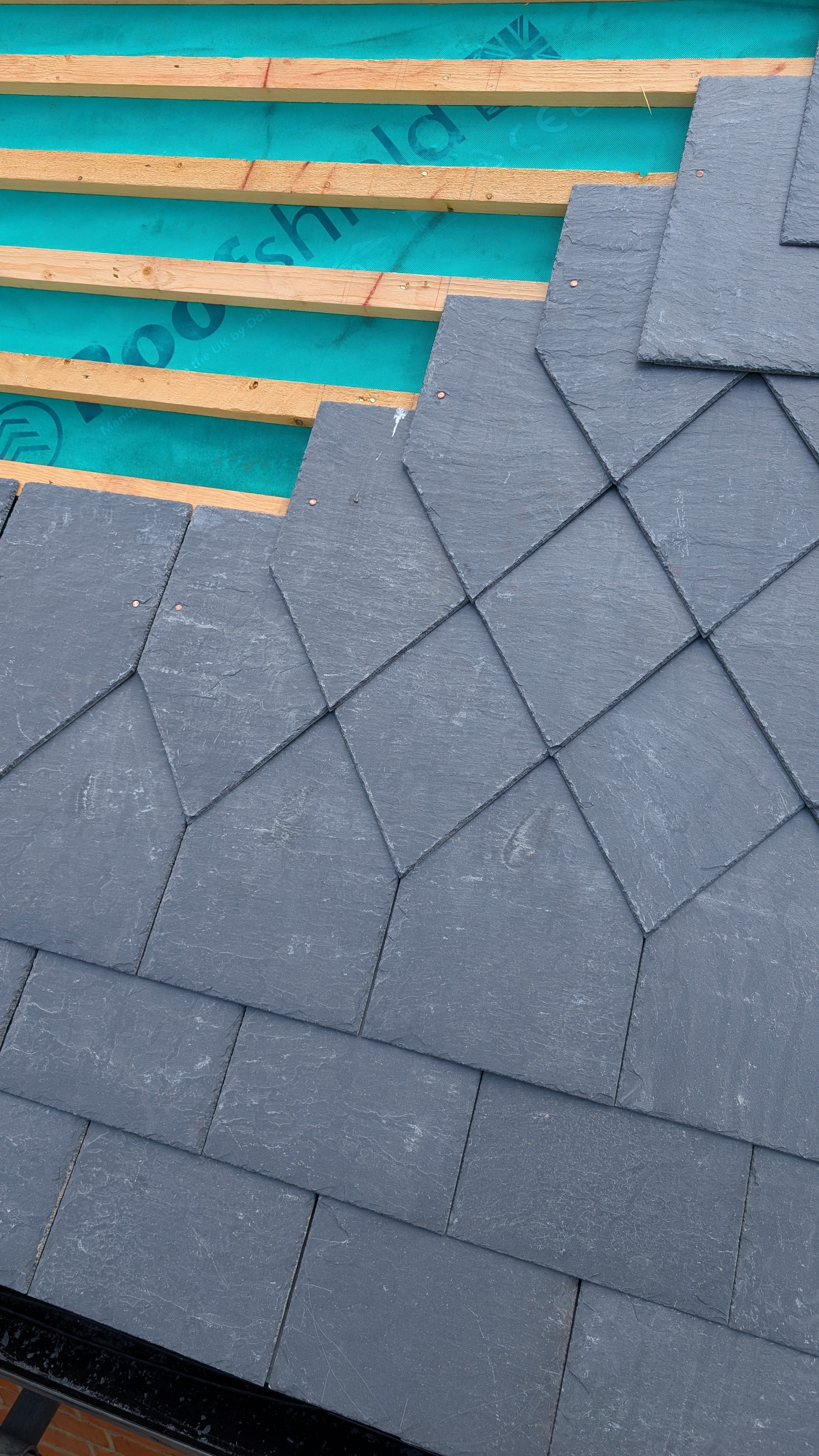 Diamond slate pattern 