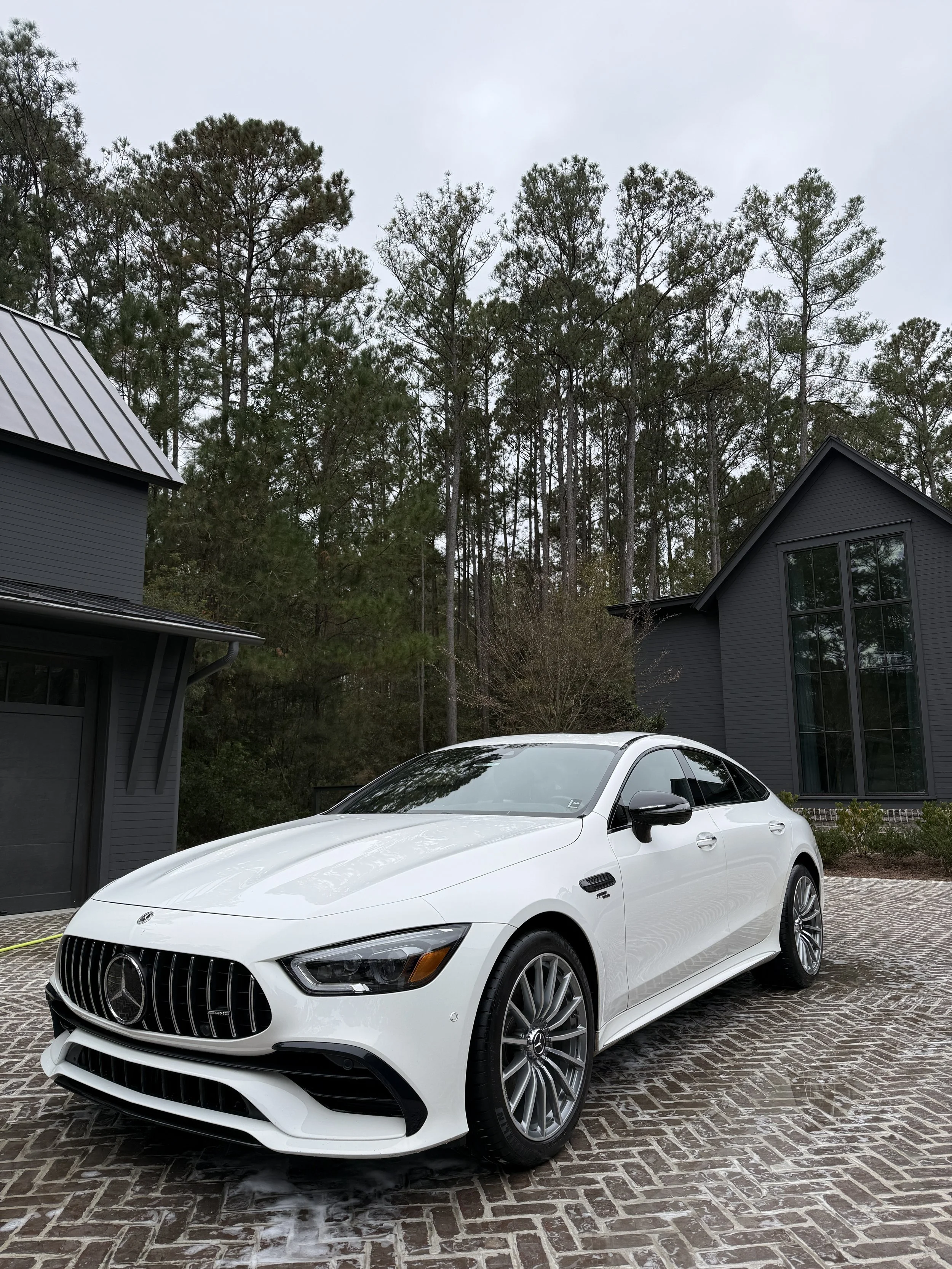 Benz AMG GT53 Exterior