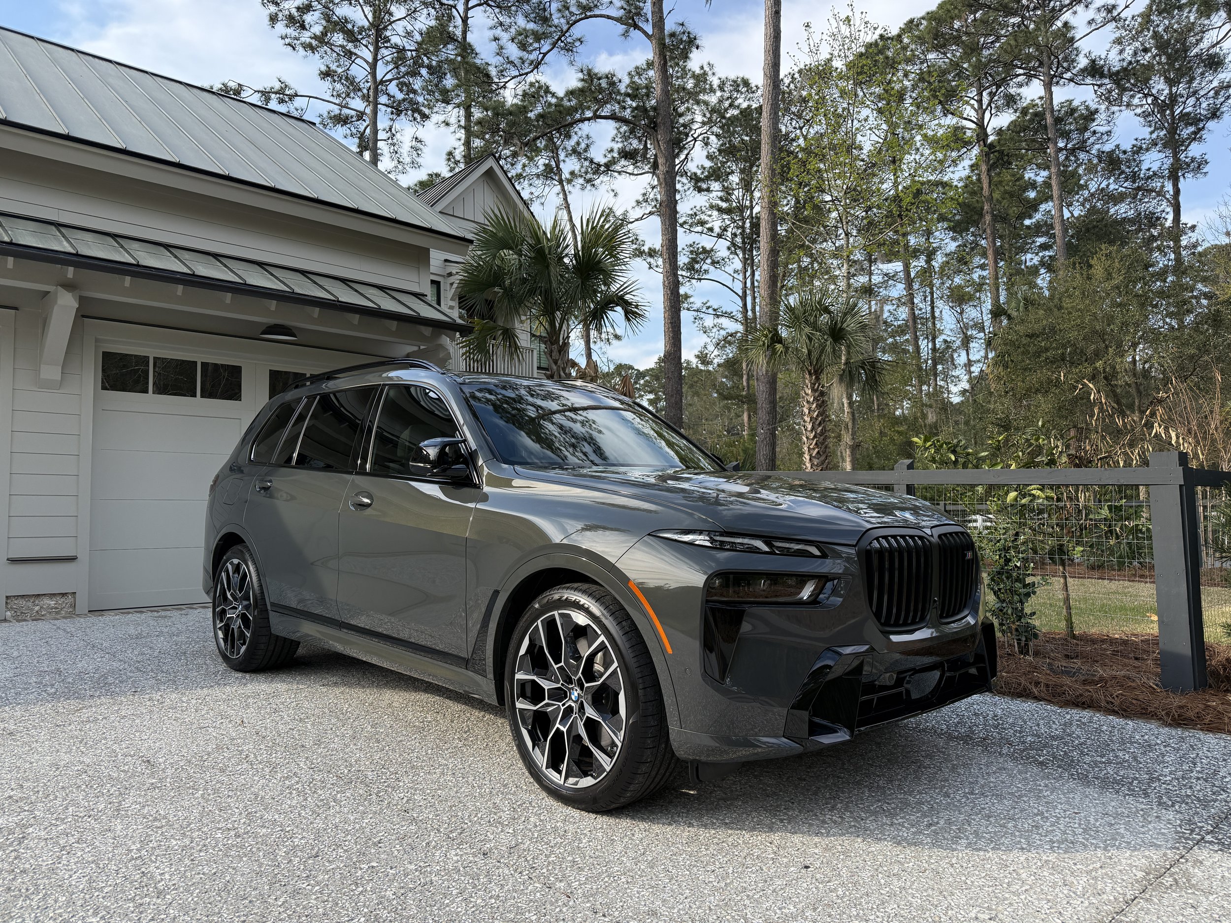 BMW X7.JPG