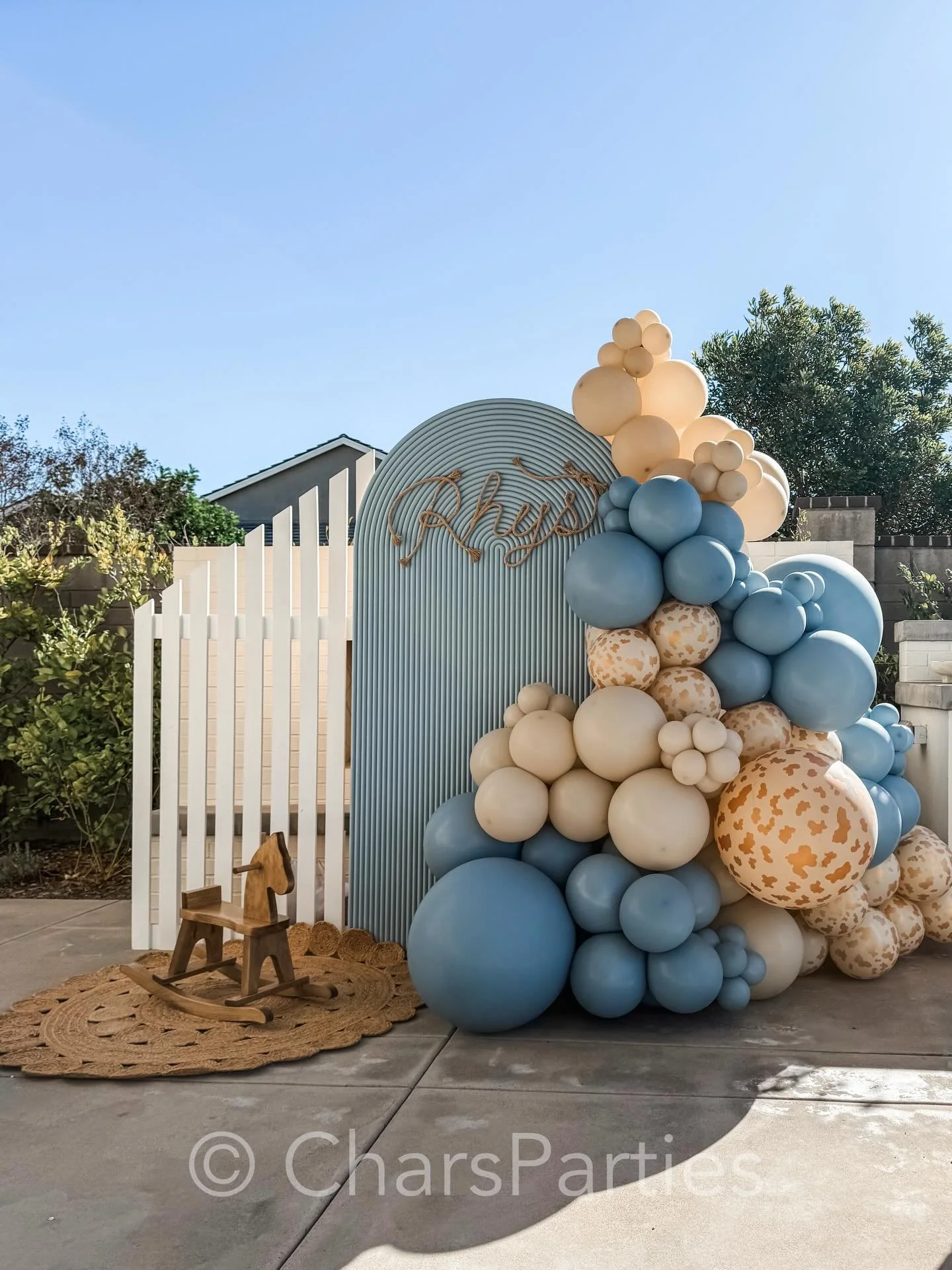What's your favorite detail from this precious little cowboy baby shower? I'm obsessed with the floral cowboy hats by @thedixonfive and the rustic rope lettering created by yours truly: @charsparties 
Let&rsquo;s do this one again! 🤠 
.
.
#littlecow
