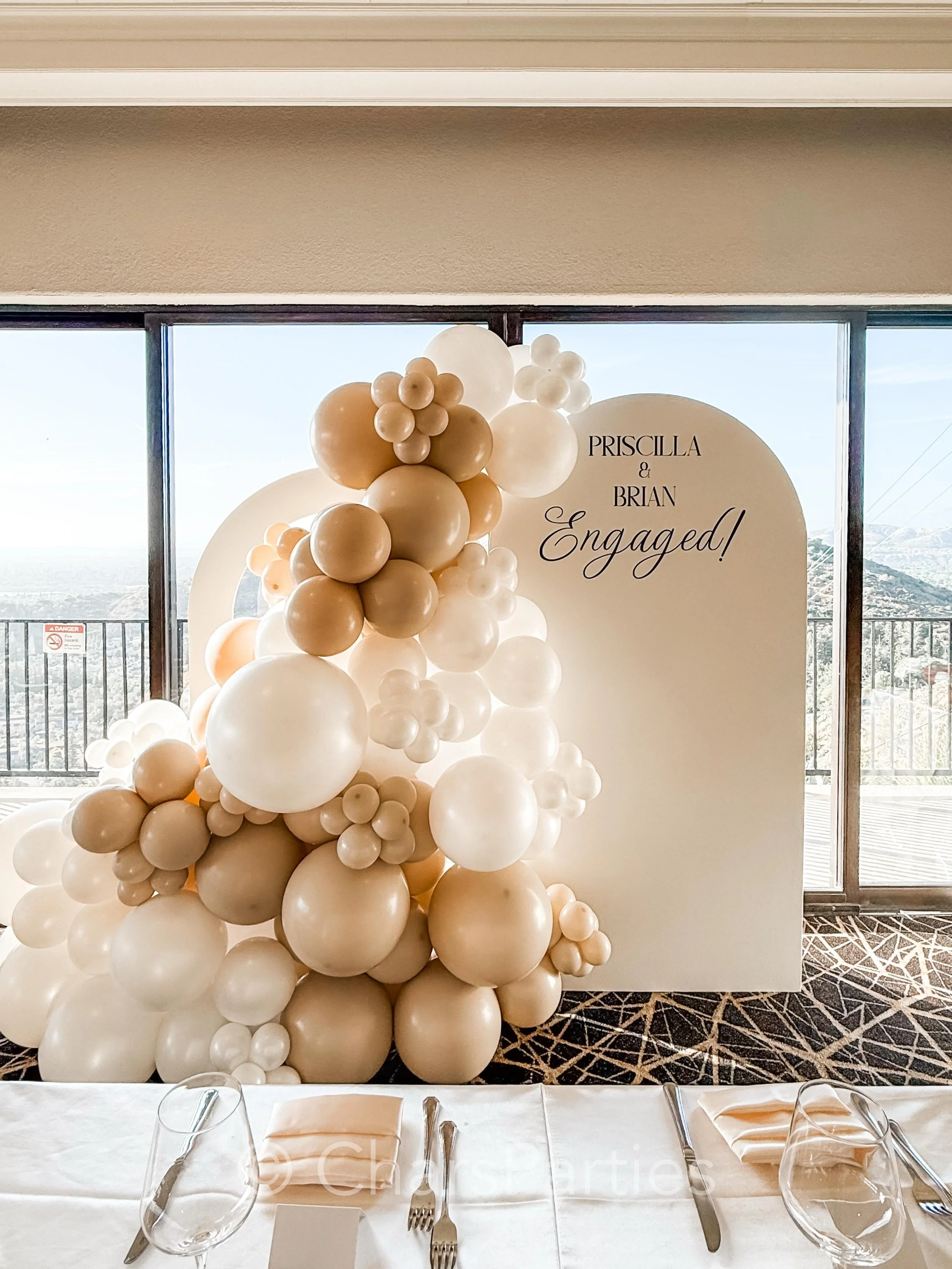 Engaged! 💍
.
Venue with a view @orangehilleats 
Balloons and backdrops @charsparties
Colors @tuftexballoons Sugar and @sempertex White Sand (double stuffed)
.
.
#engagementparty #engaged💍 #ocballoons #balloonstylist #eventdecorator